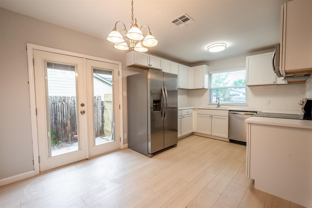 8708 PINERIDGE Dr # A, Austin, TX 78729