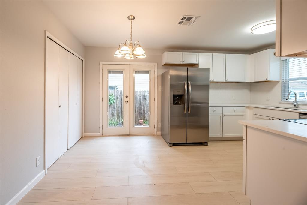 8708 PINERIDGE Dr # A, Austin, TX 78729