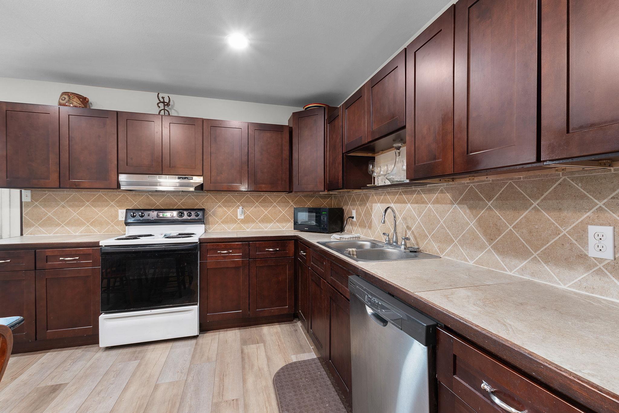 211 Crestview, Burnet, TX 78611