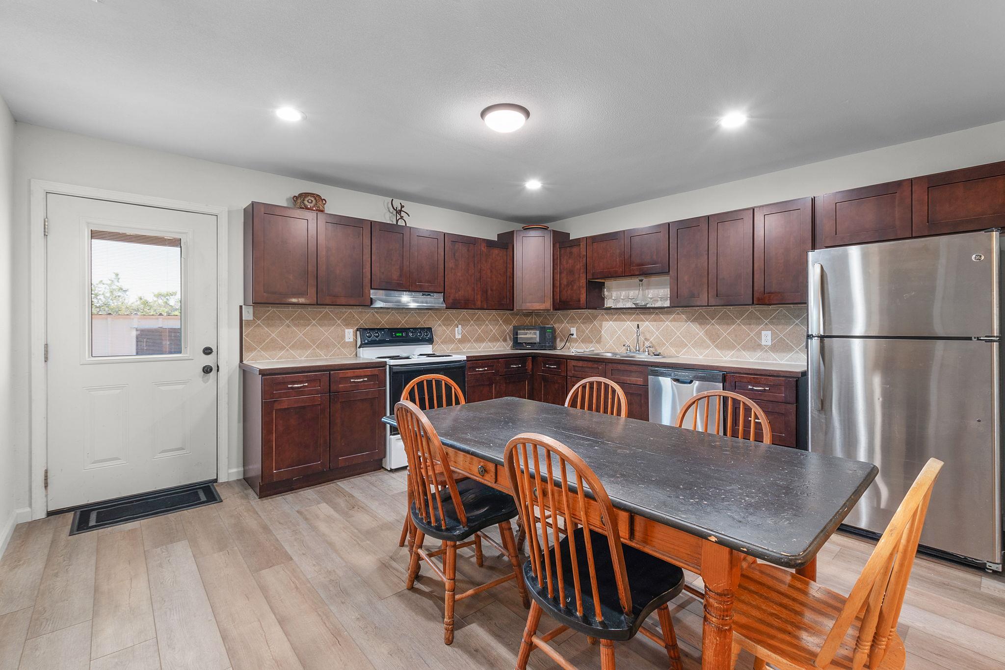 211 Crestview, Burnet, TX 78611