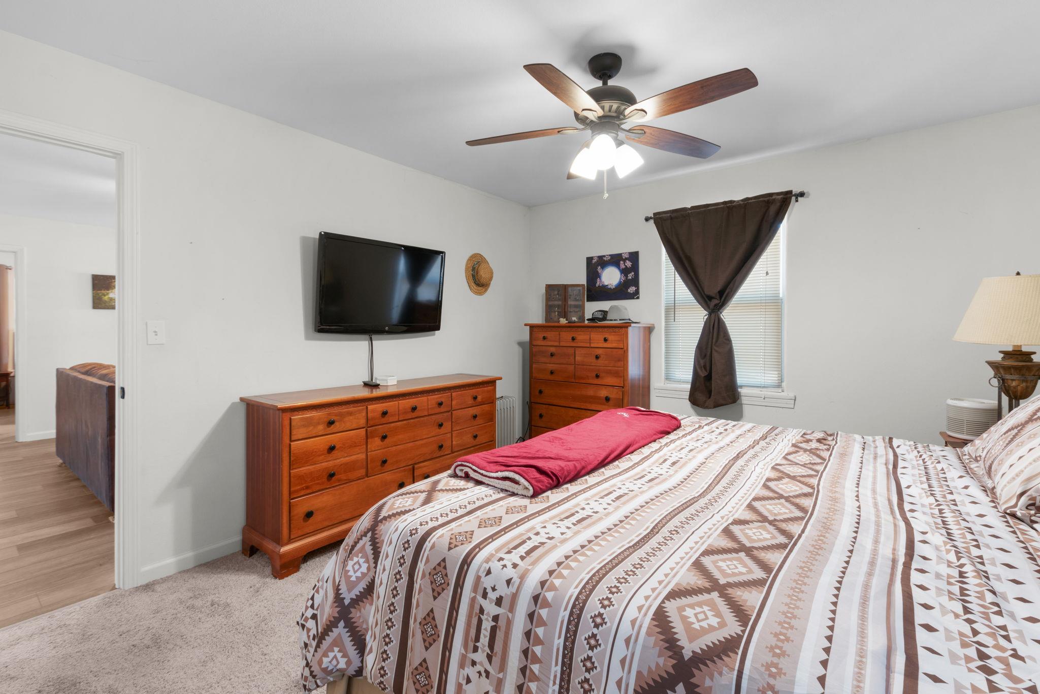 211 Crestview, Burnet, TX 78611