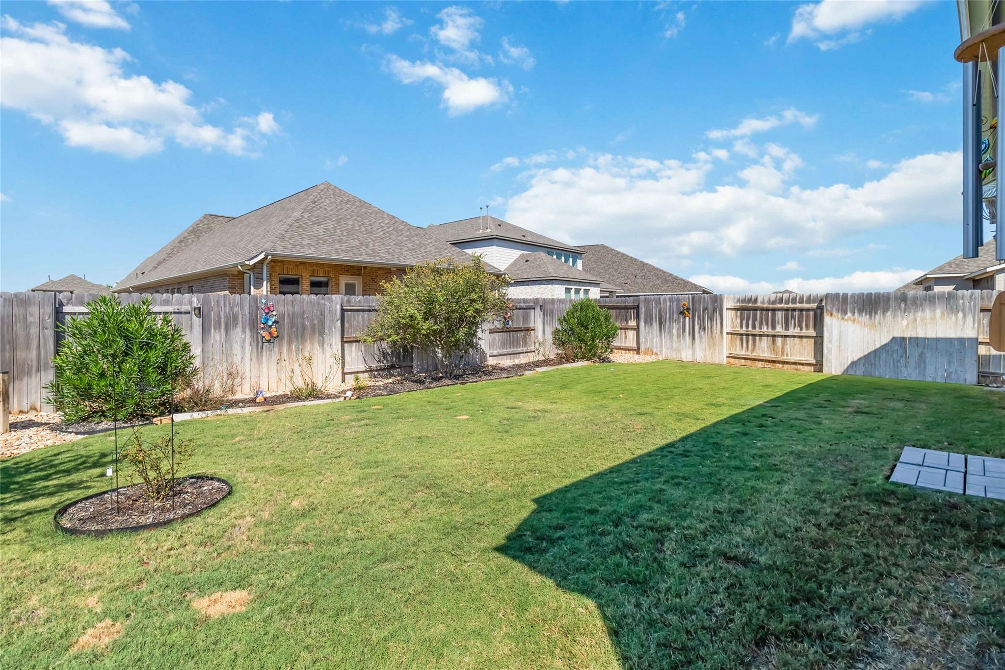 136 Ironbark Bnd, Bastrop, TX 78602
