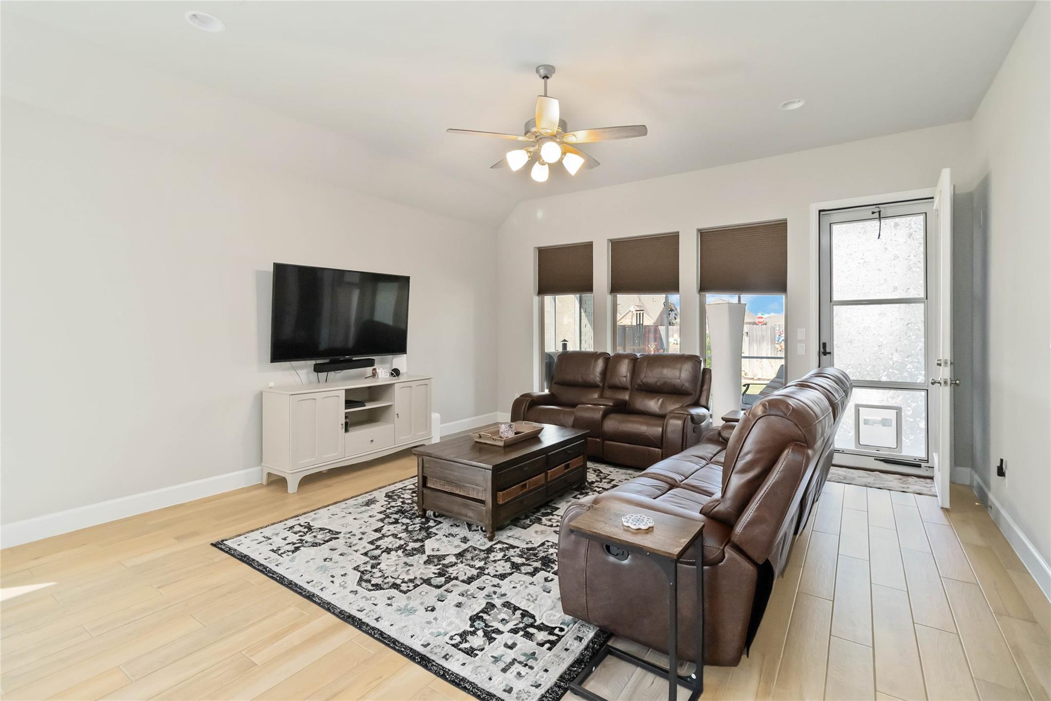 136 Ironbark Bnd, Bastrop, TX 78602