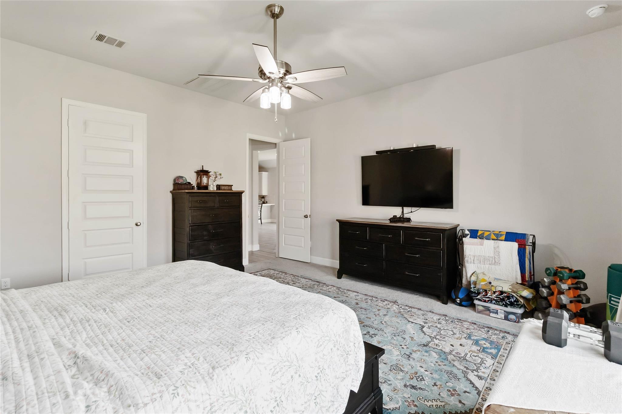 136 Ironbark Bnd, Bastrop, TX 78602