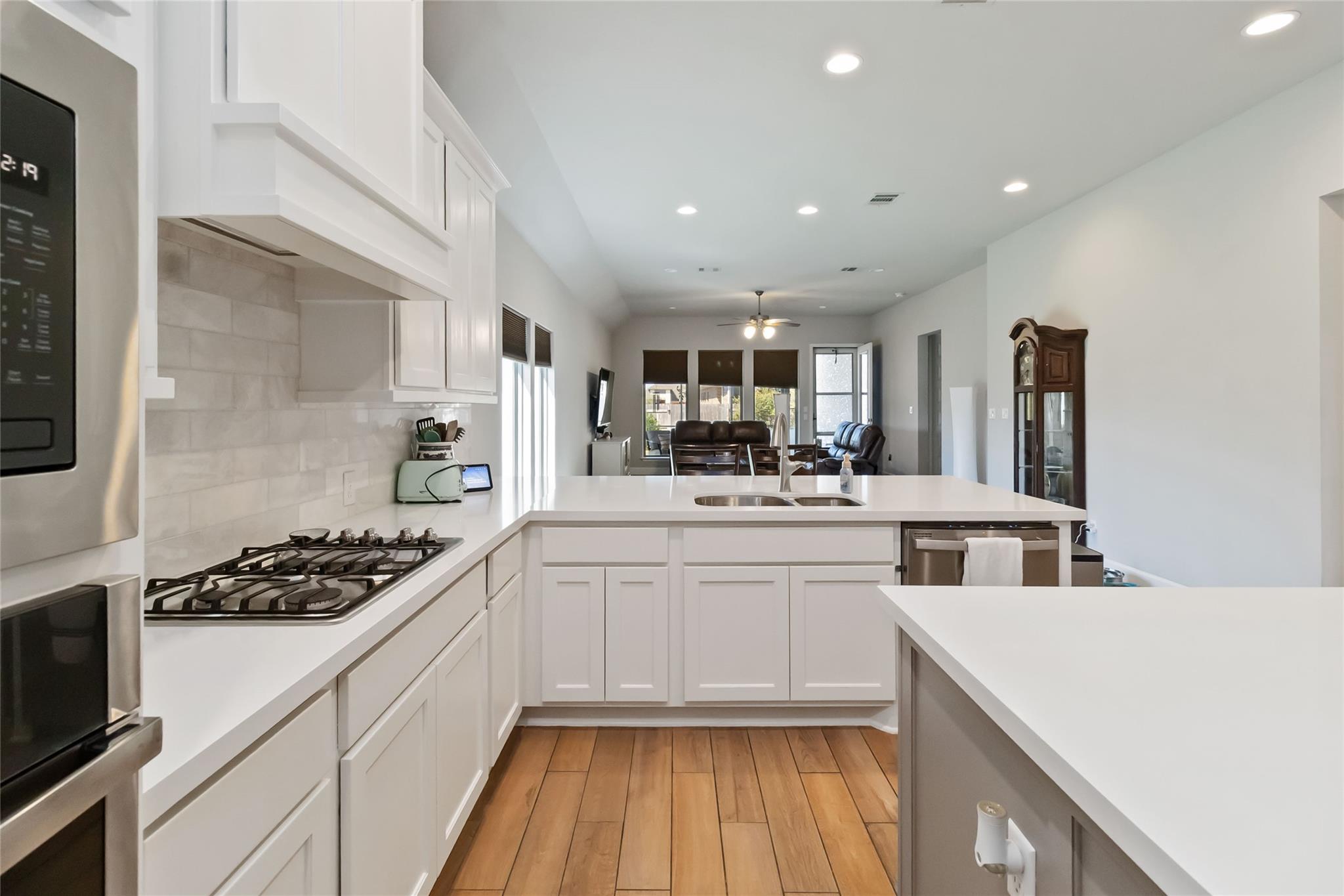 136 Ironbark Bnd, Bastrop, TX 78602