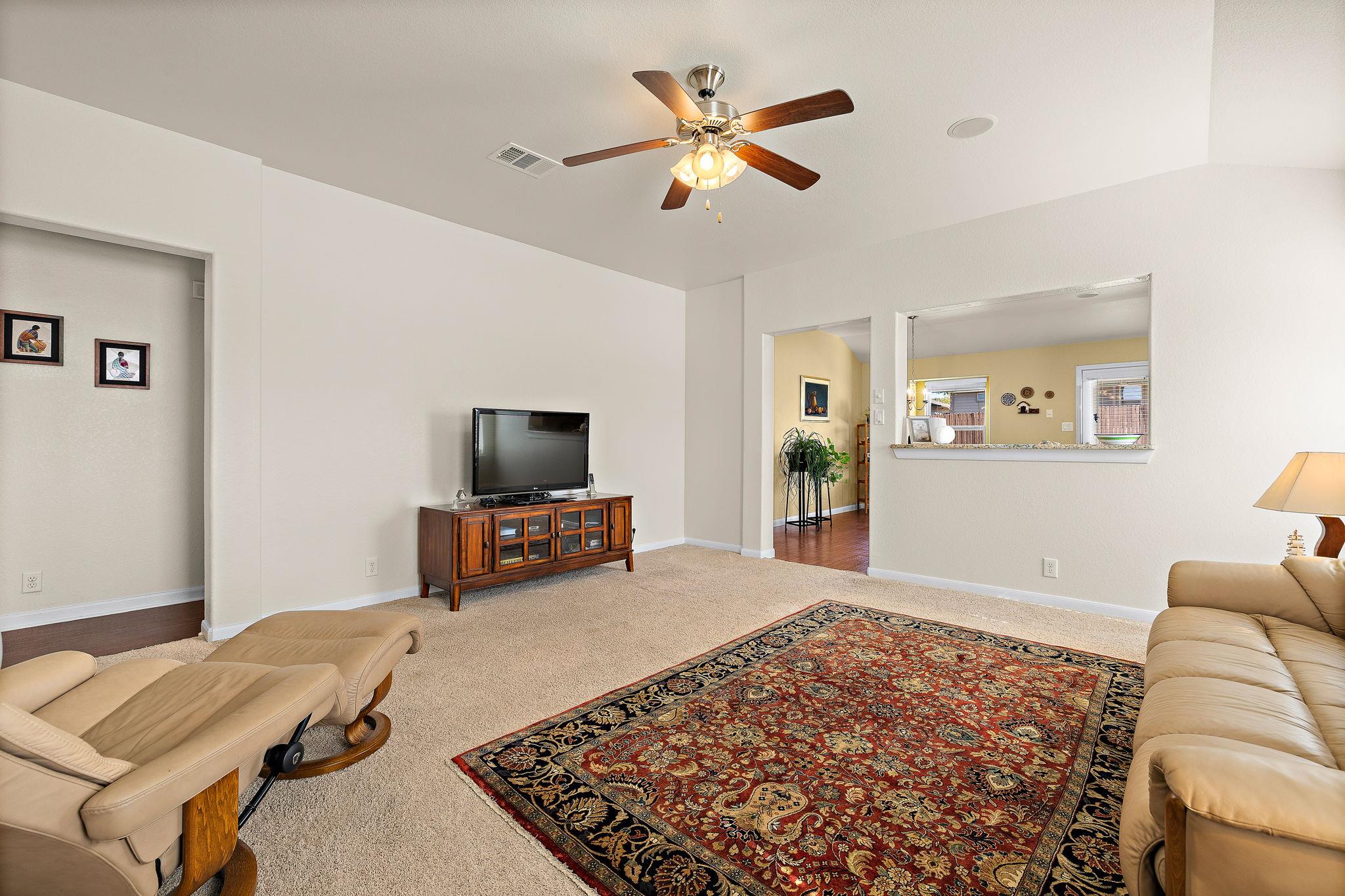 227 Avalanche Ave, Georgetown, TX 78626