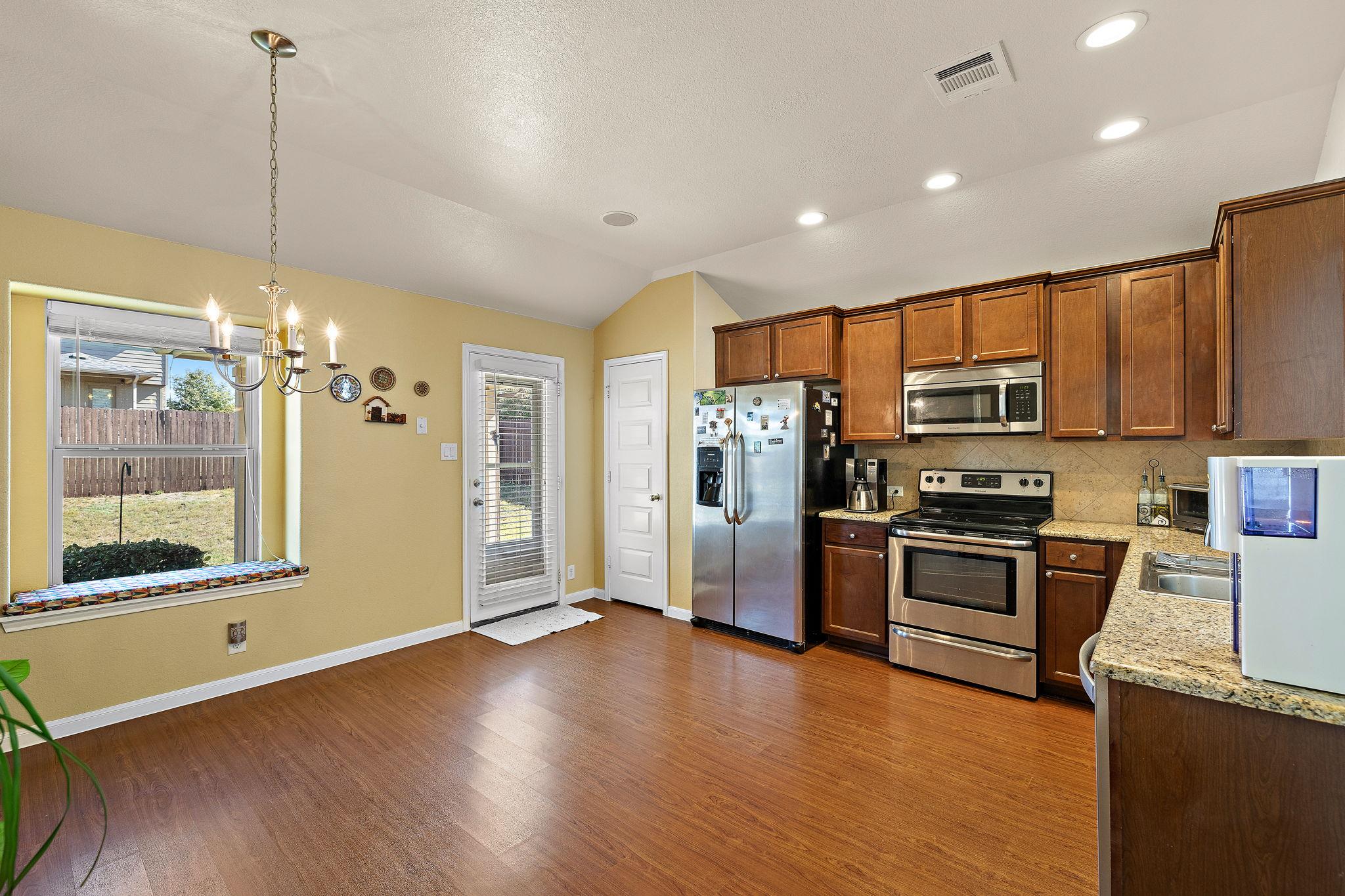 227 Avalanche Ave, Georgetown, TX 78626