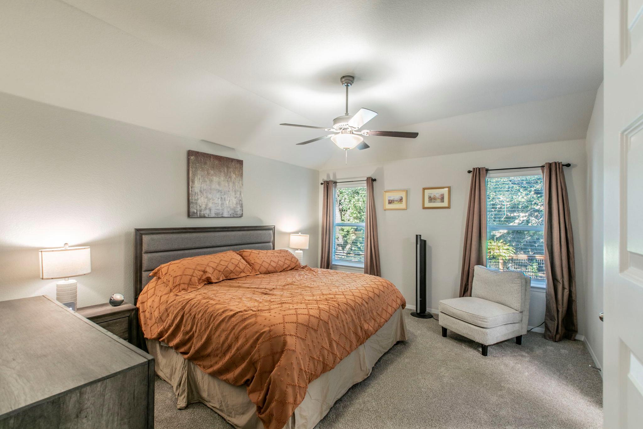 4202 Glendale Ln, Lago Vista, TX 78645