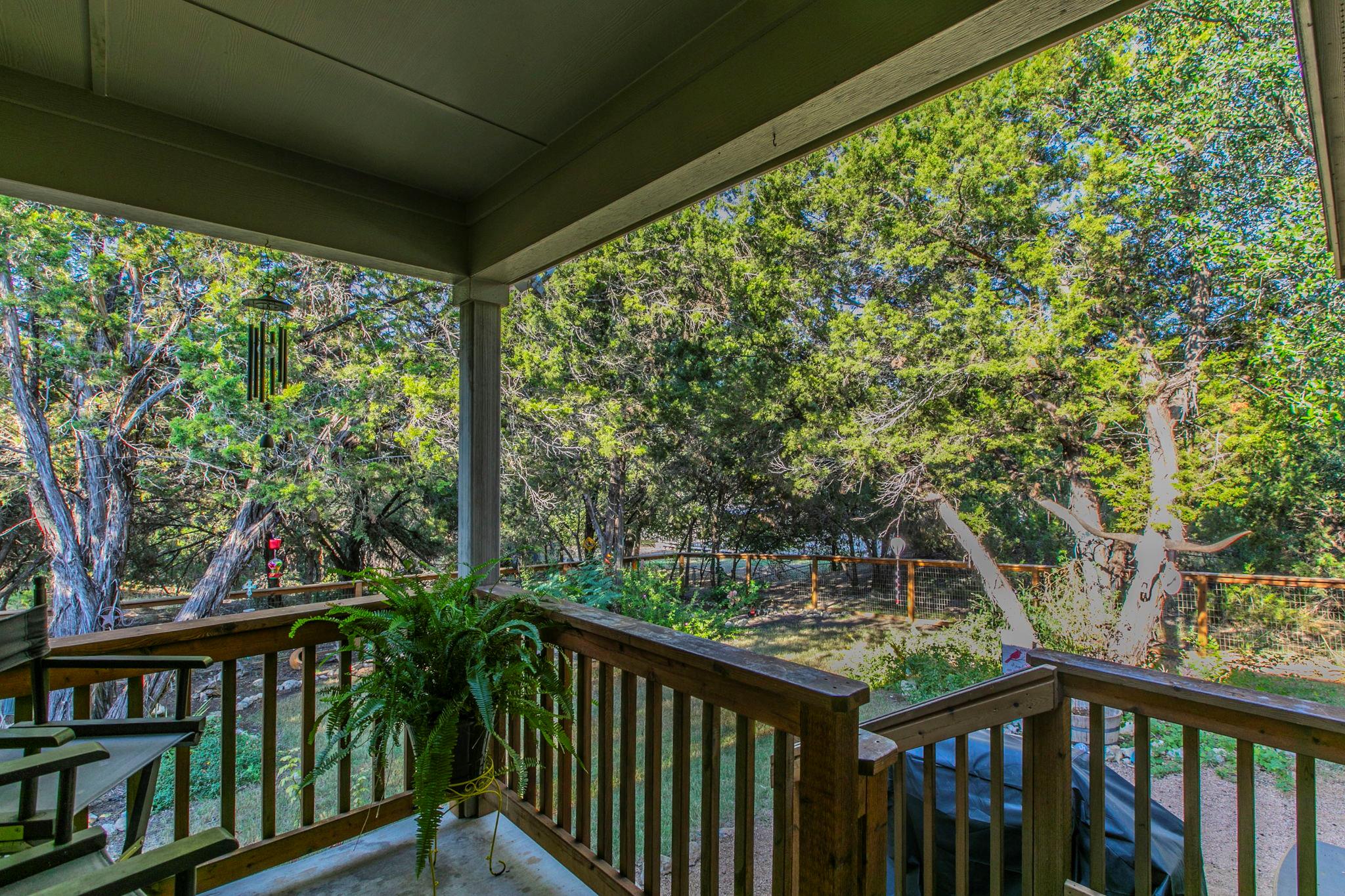 4202 Glendale Ln, Lago Vista, TX 78645