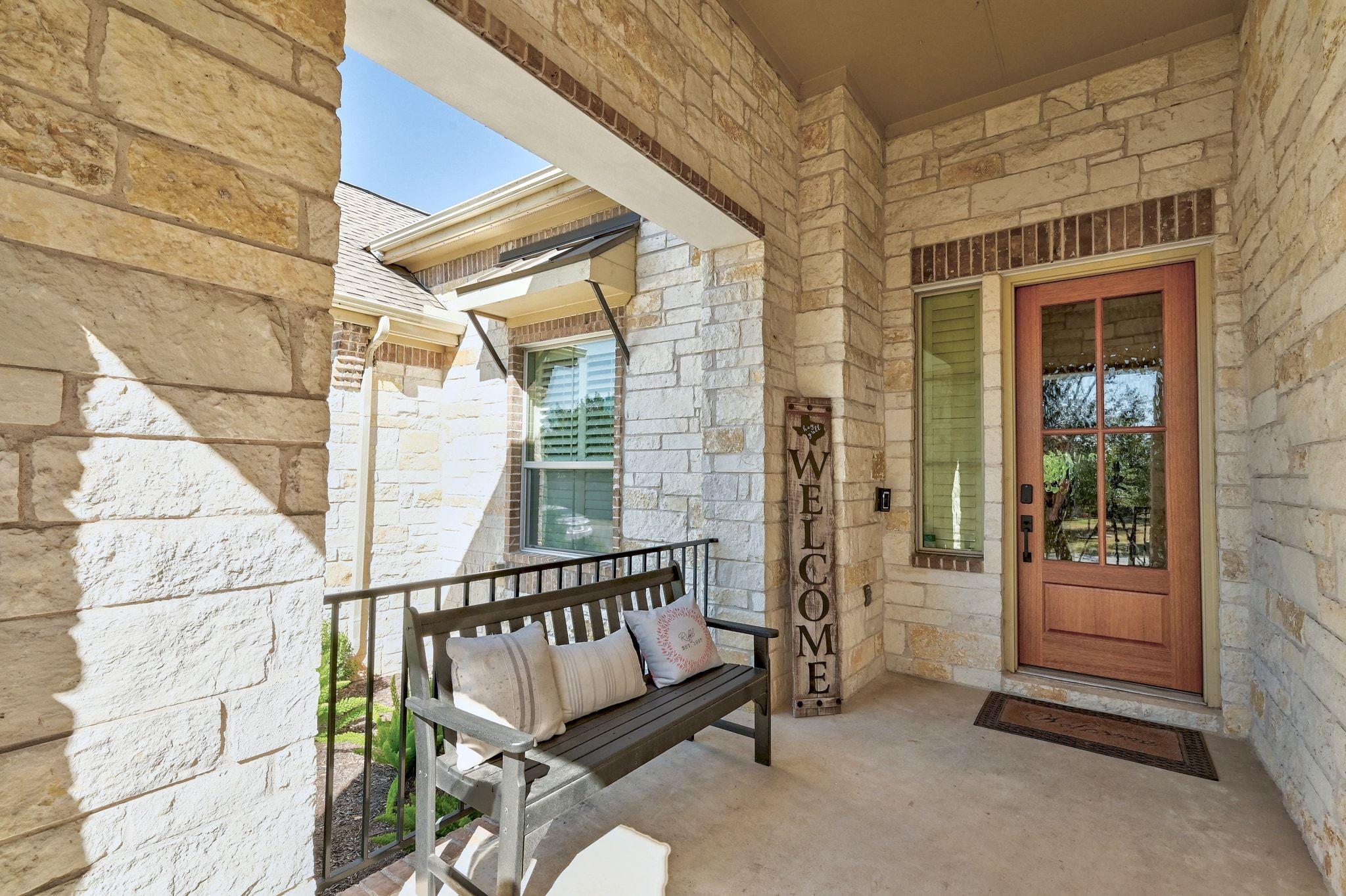 306 Swallowtail Dr, Austin, TX 78737