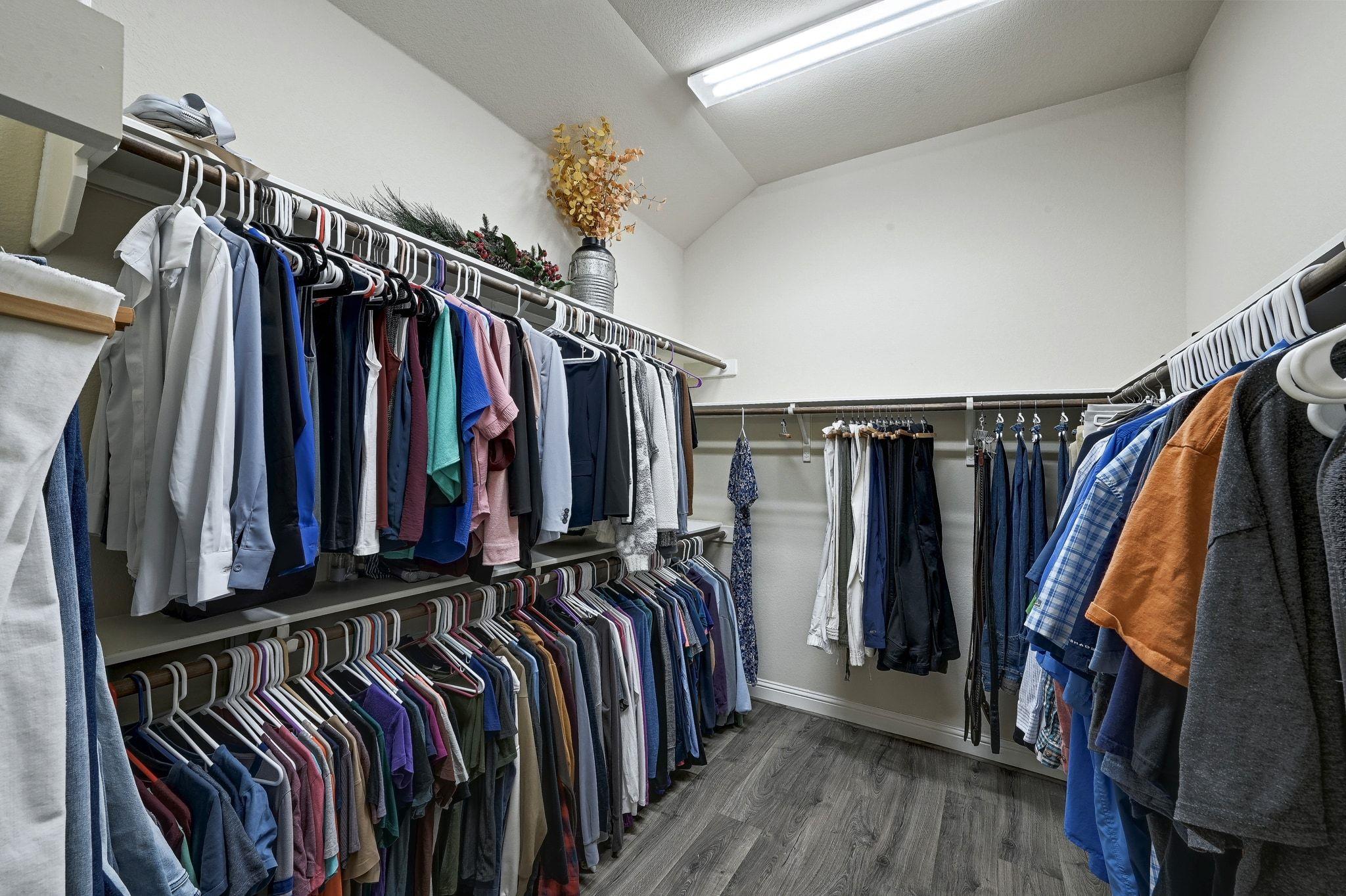 306 Swallowtail Dr, Austin, TX 78737