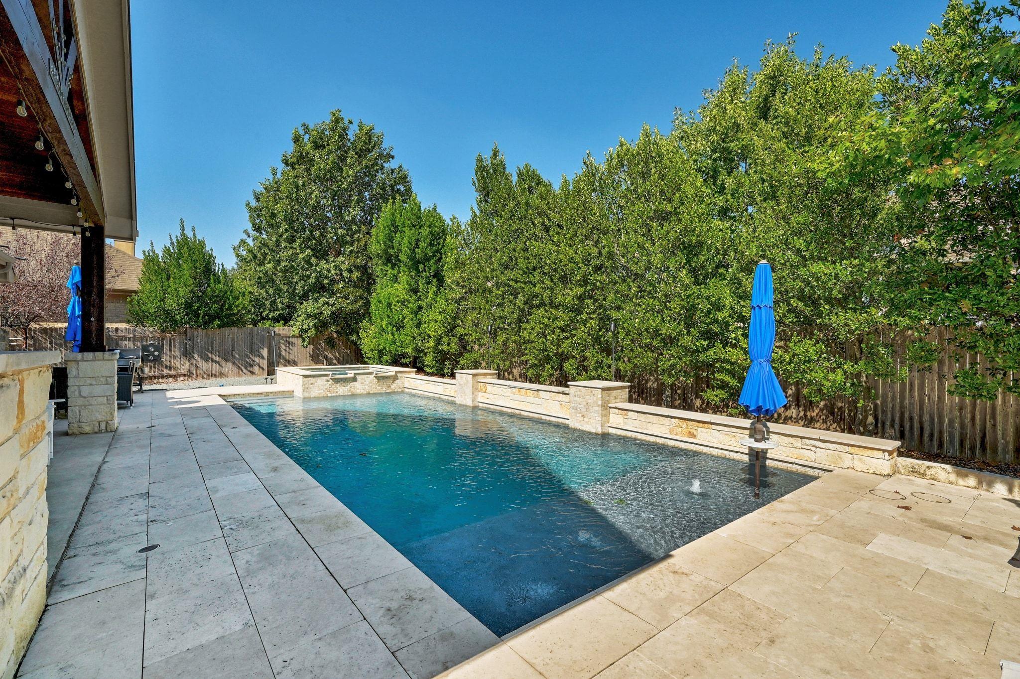 306 Swallowtail Dr, Austin, TX 78737