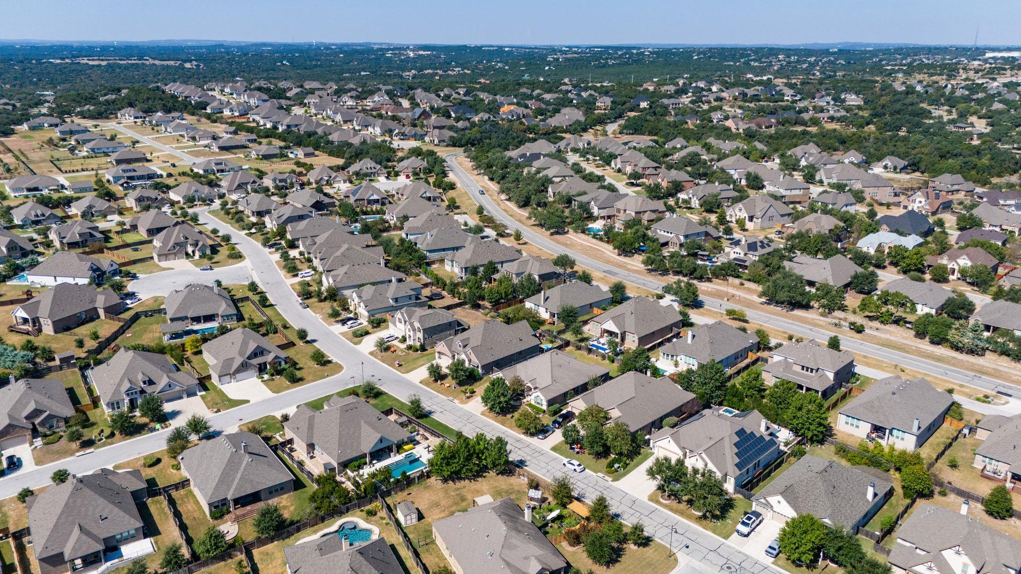 306 Swallowtail Dr, Austin, TX 78737