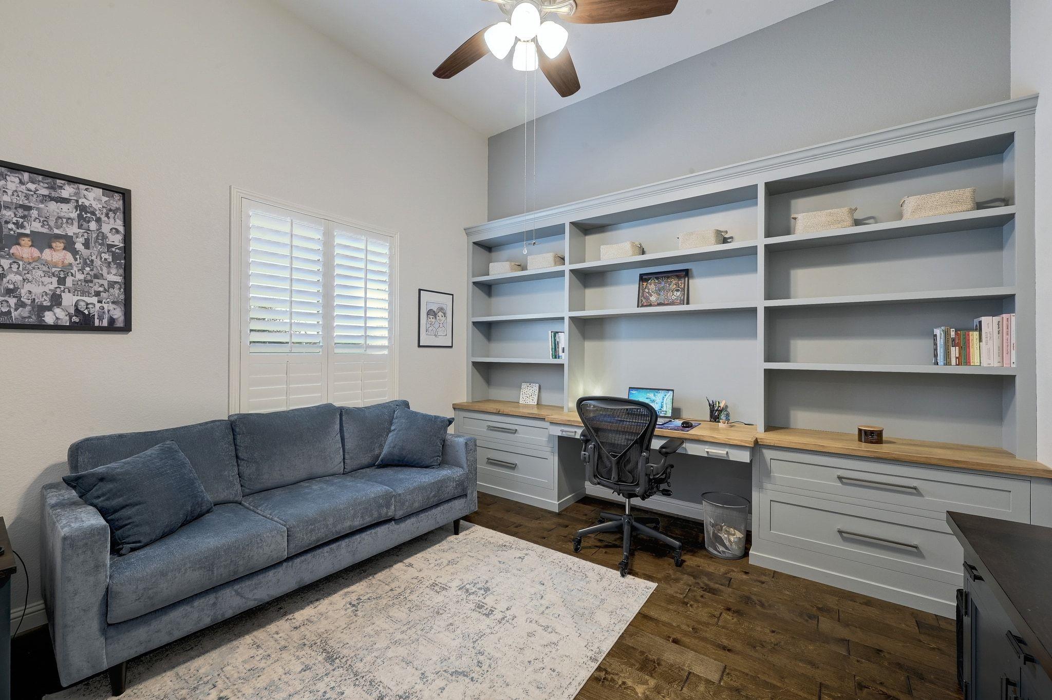 306 Swallowtail Dr, Austin, TX 78737