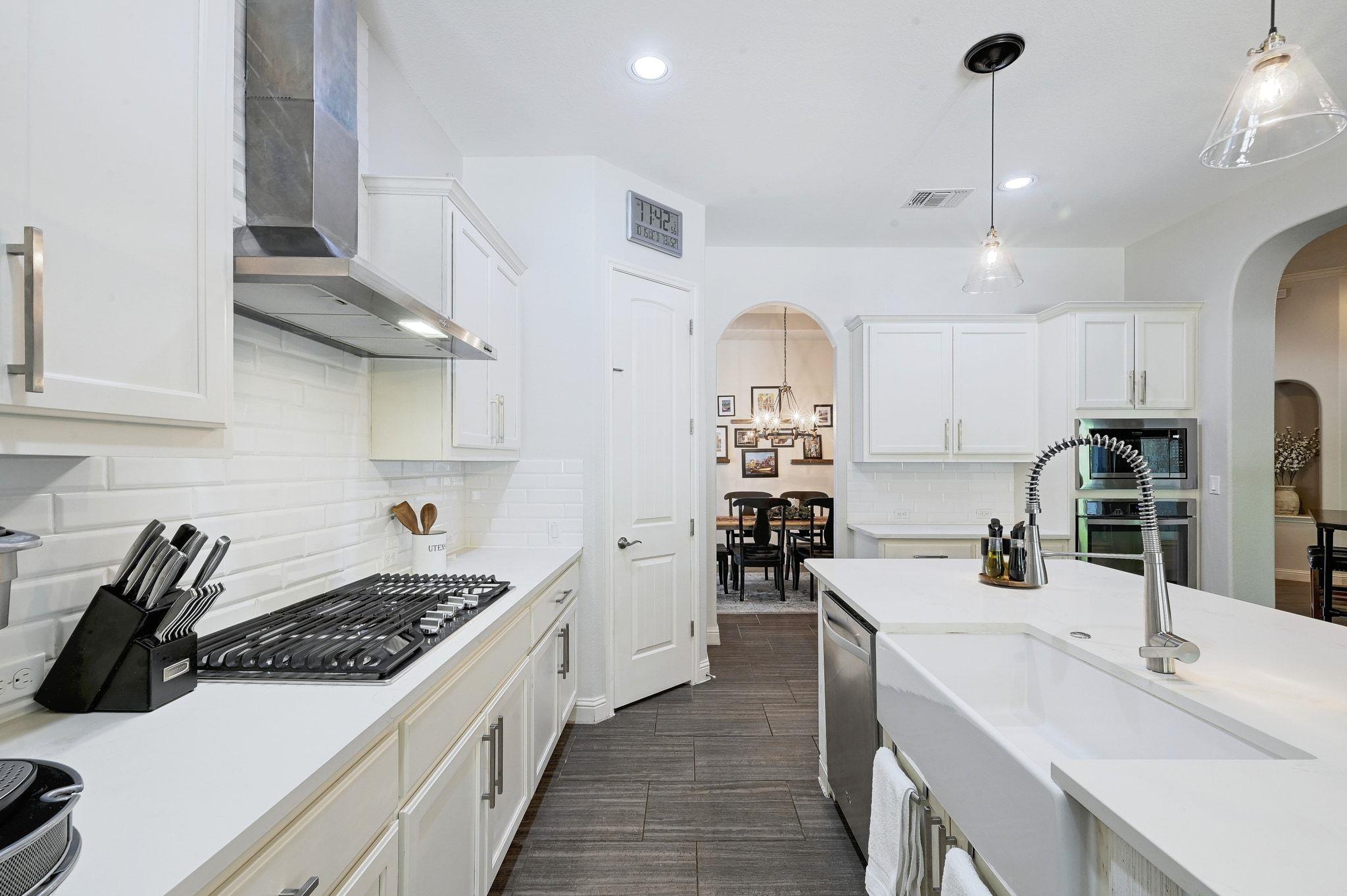 306 Swallowtail Dr, Austin, TX 78737