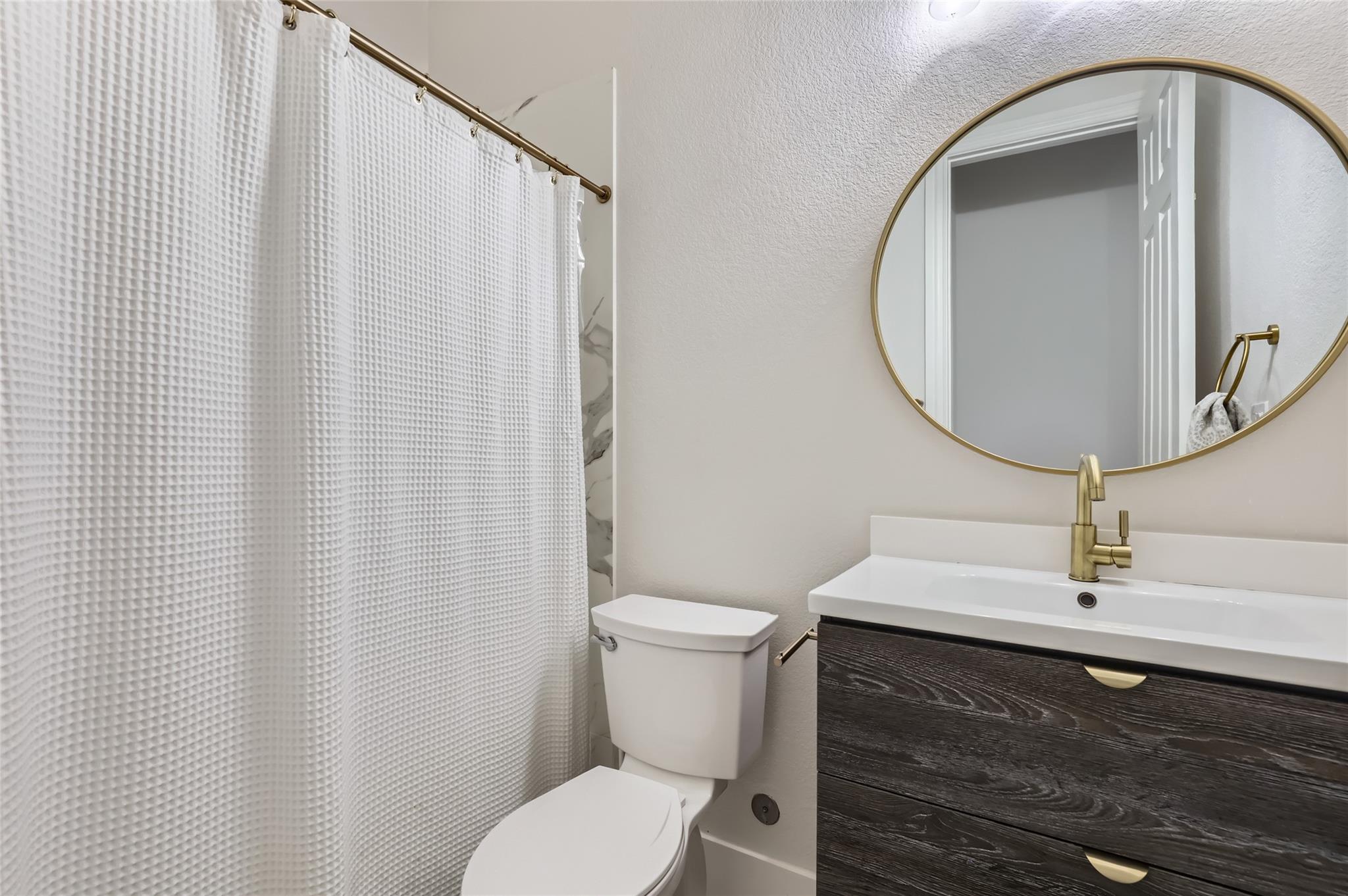 217 Emerald Ridge Dr, Austin, TX 78732