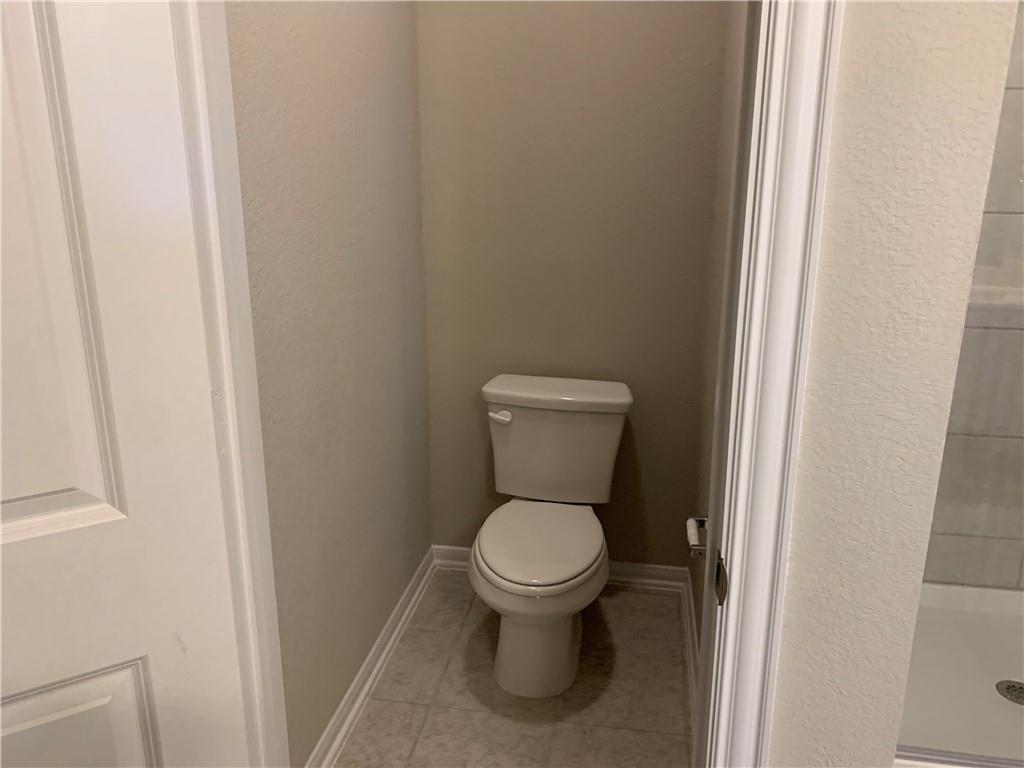 214 Bent Creek Dr, Hutto, TX 78634