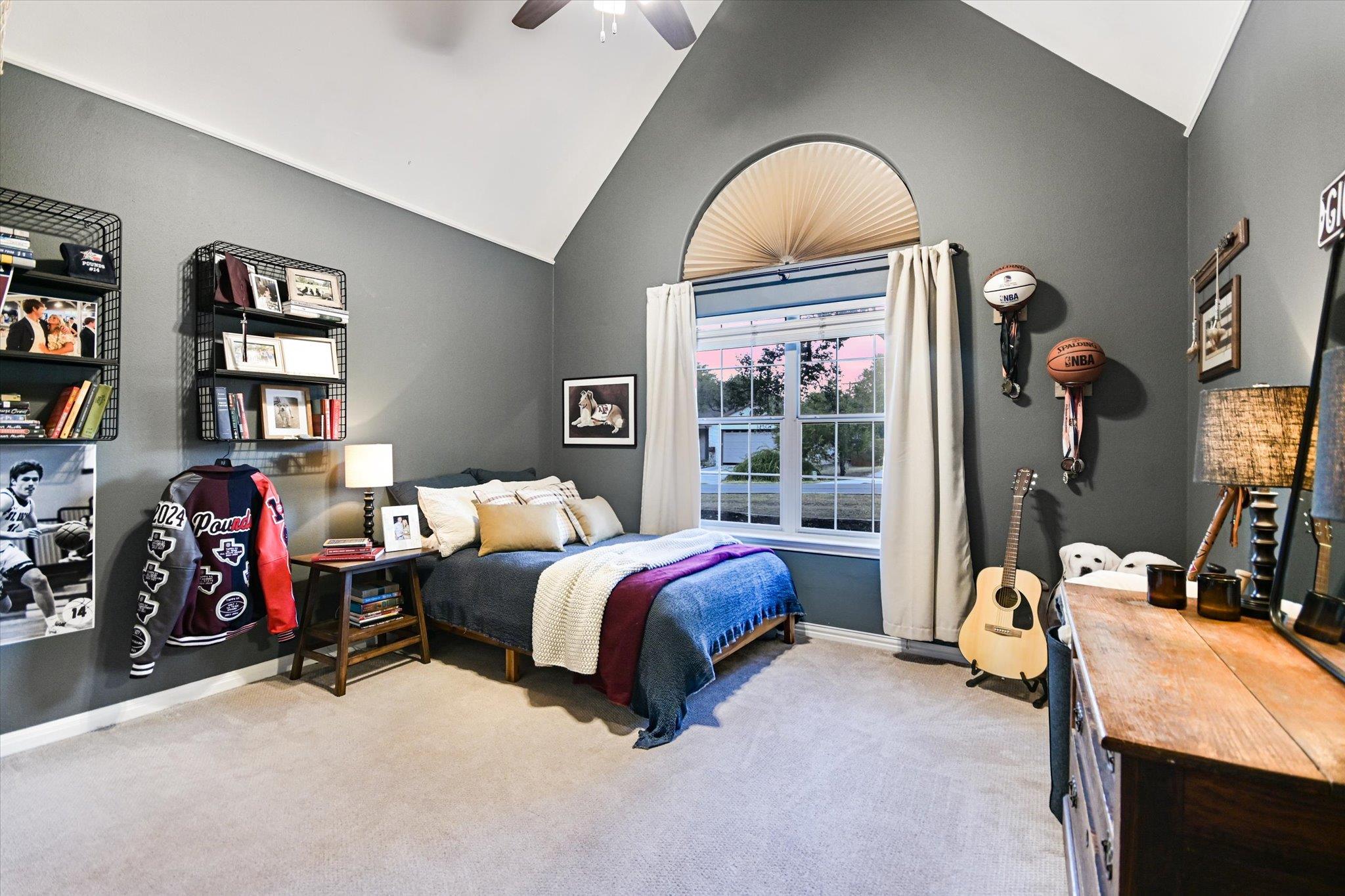 138 AUGUSTA Dr, Wimberley, TX 78676