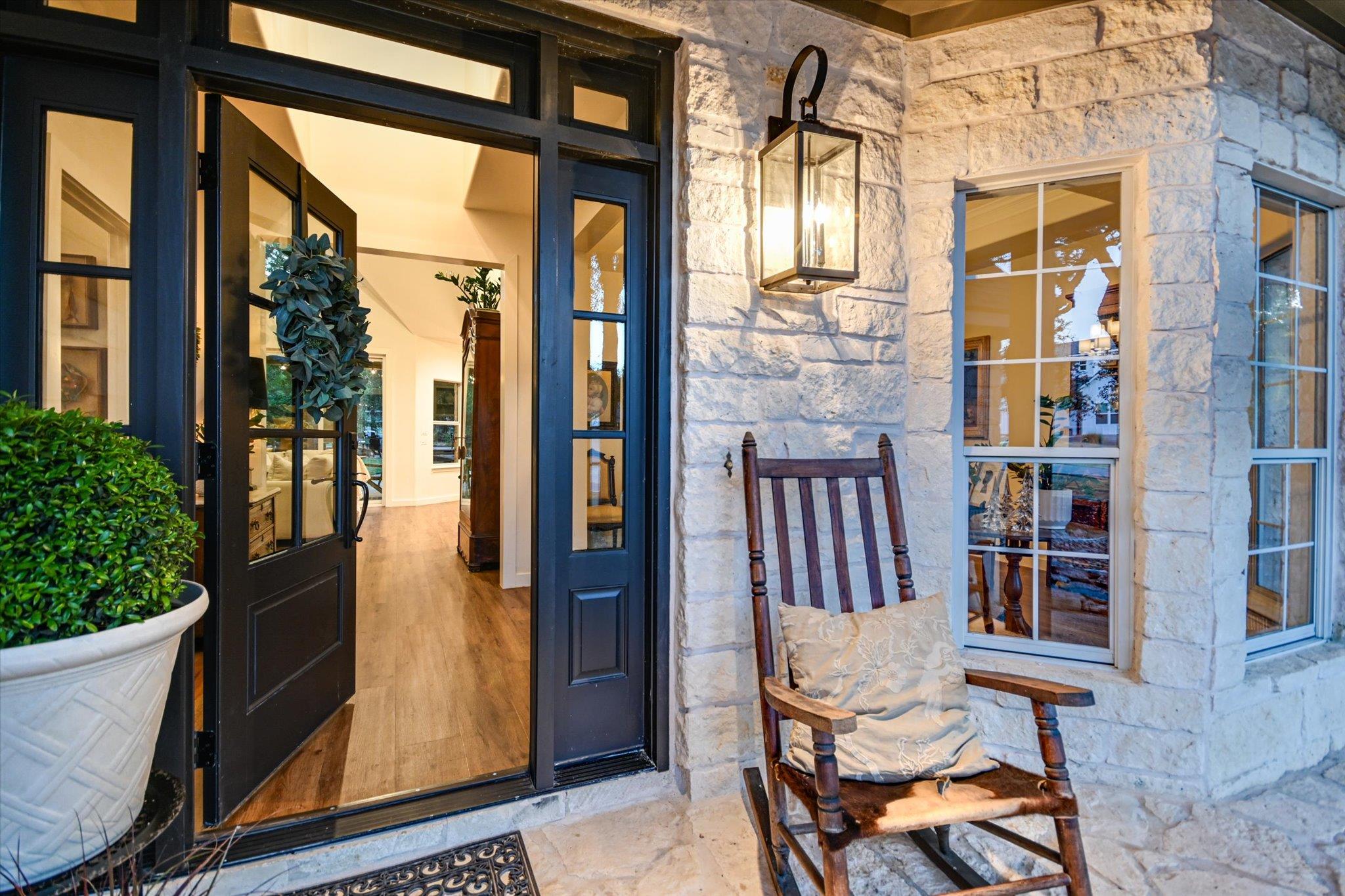 138 AUGUSTA Dr, Wimberley, TX 78676