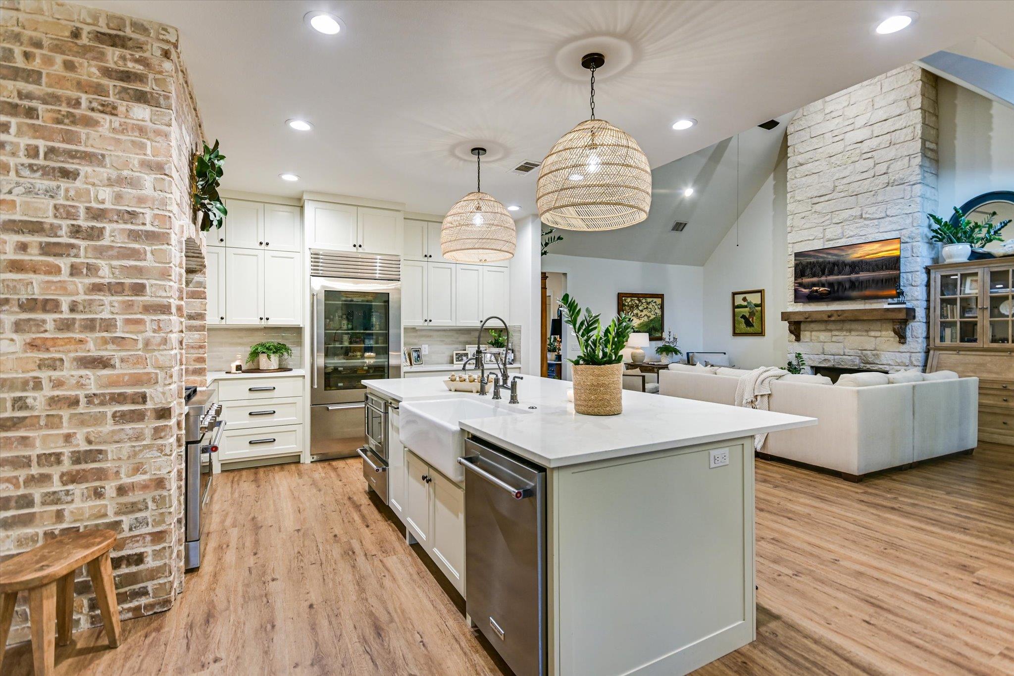 138 AUGUSTA Dr, Wimberley, TX 78676