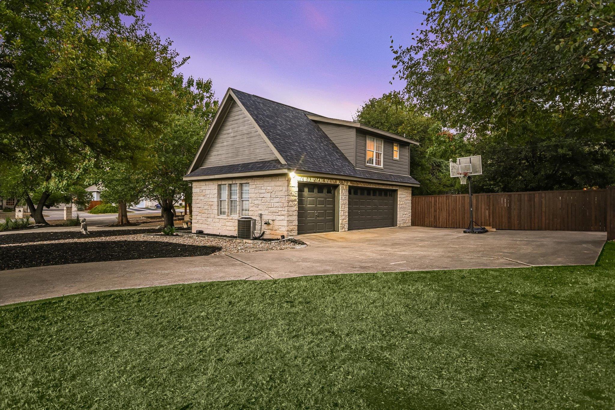 138 AUGUSTA Dr, Wimberley, TX 78676