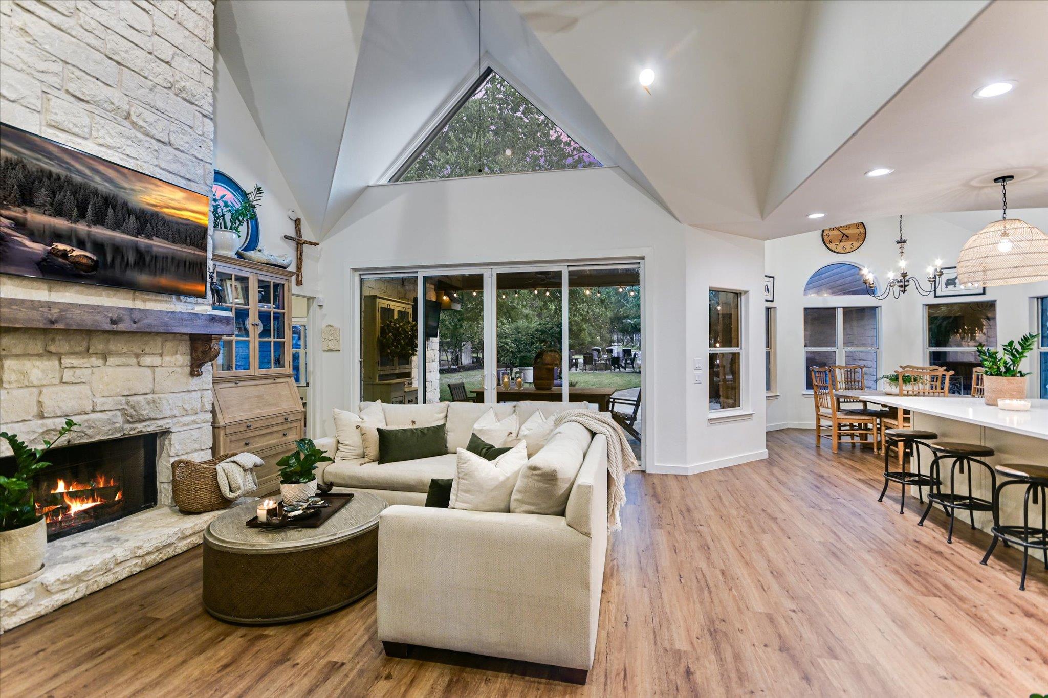 138 AUGUSTA Dr, Wimberley, TX 78676