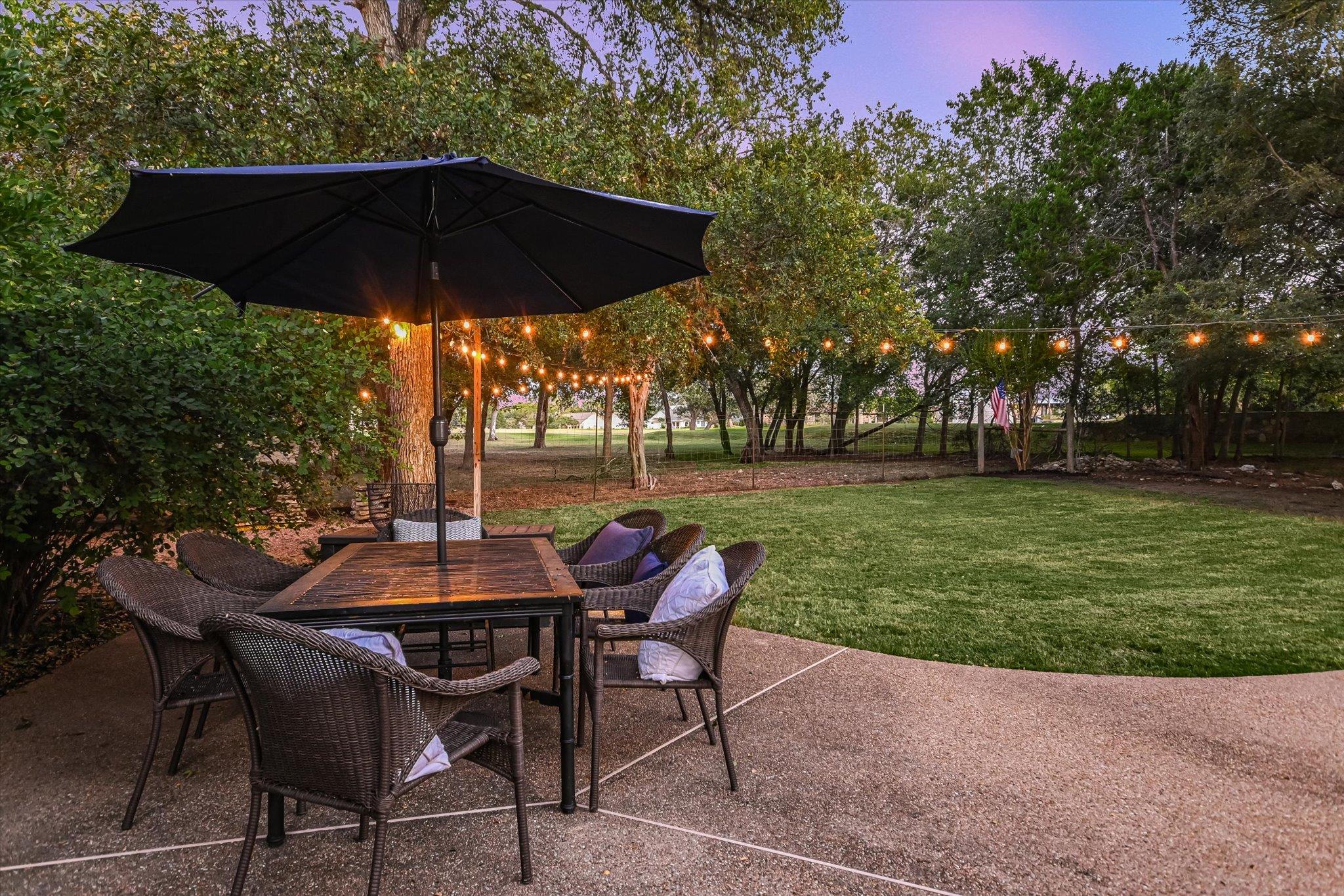 138 AUGUSTA Dr, Wimberley, TX 78676