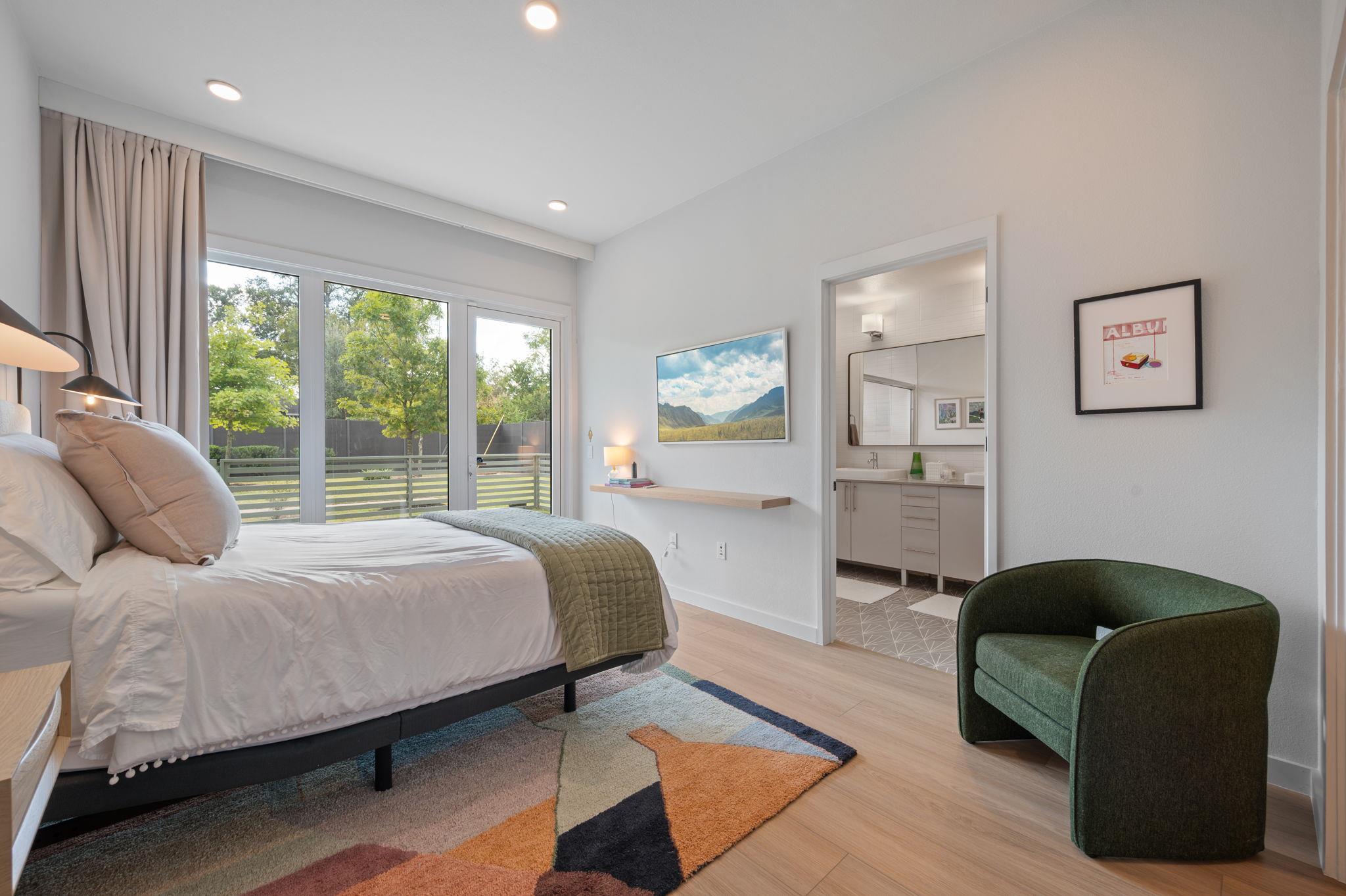 4004 Banister Ln # 115, Austin, TX 78704