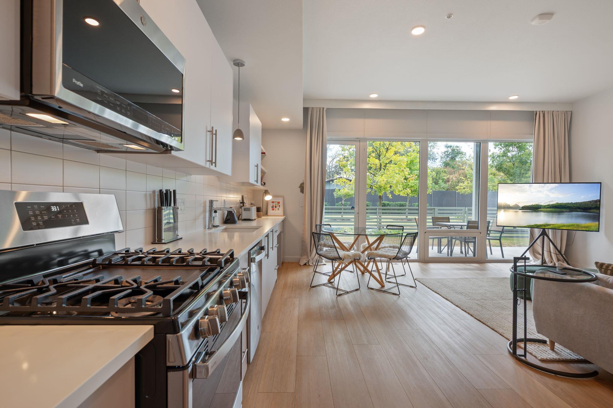 4004 Banister Ln # 115, Austin, TX 78704