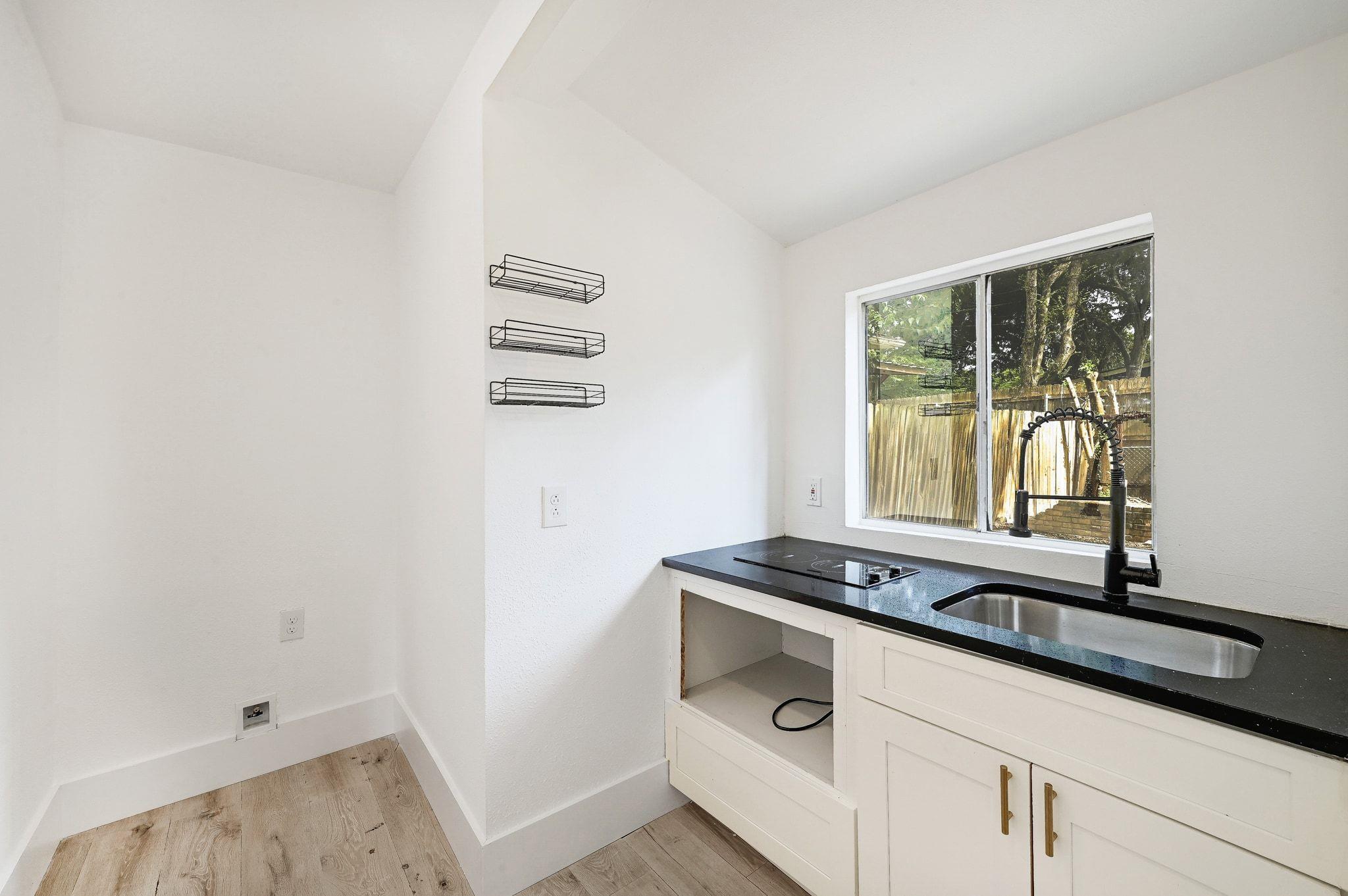 1804 NORTHWOOD Rd, Austin, TX 78703