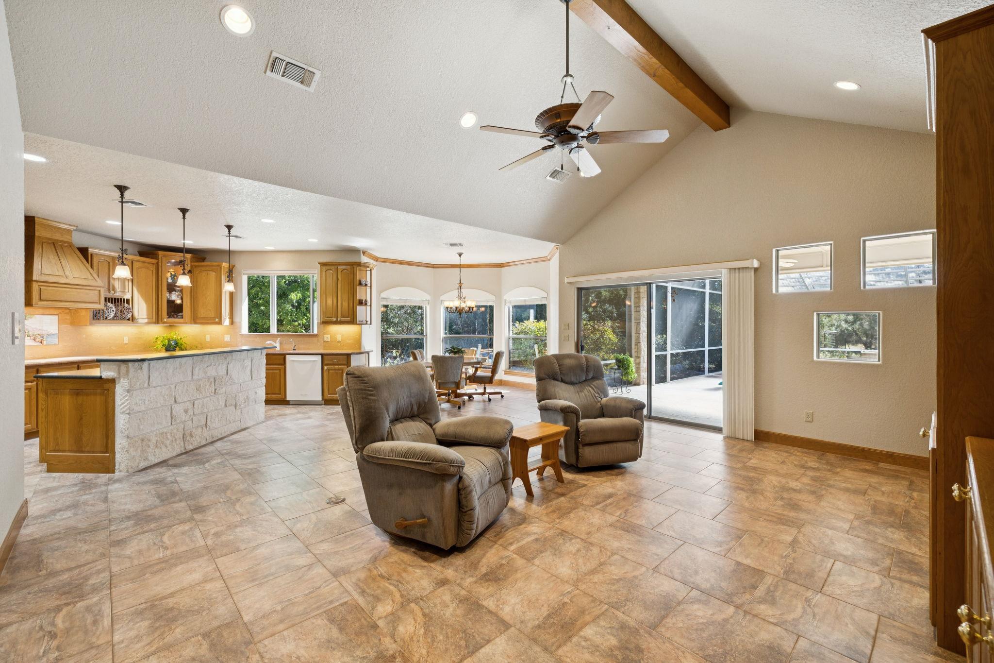 85 Rio Colorado Dr, Boerne, TX 78006