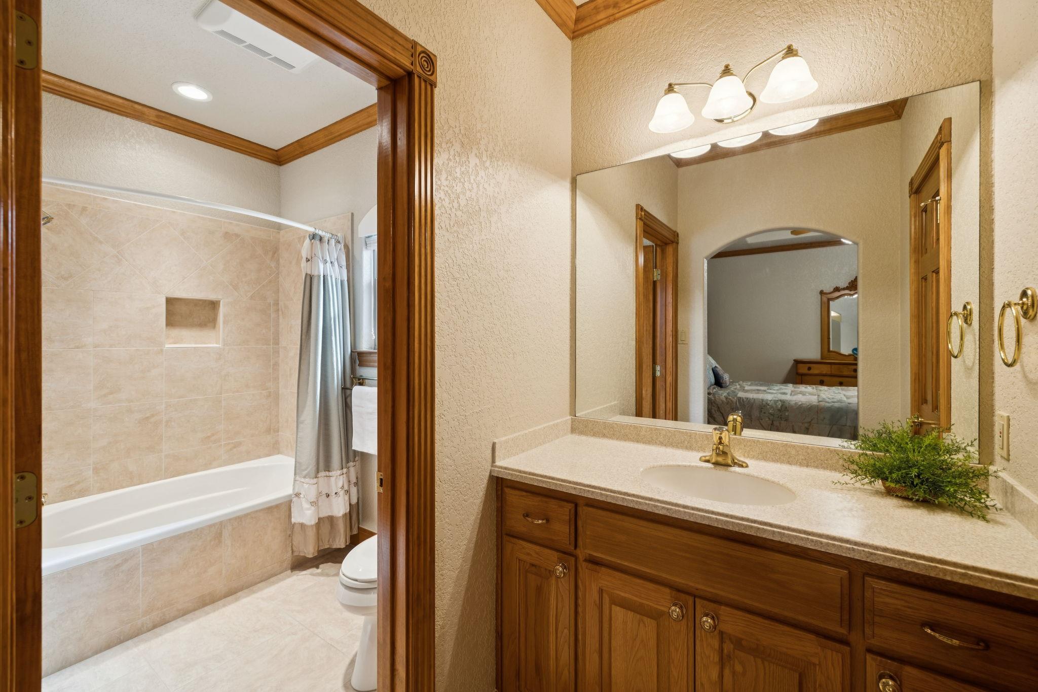 85 Rio Colorado Dr, Boerne, TX 78006