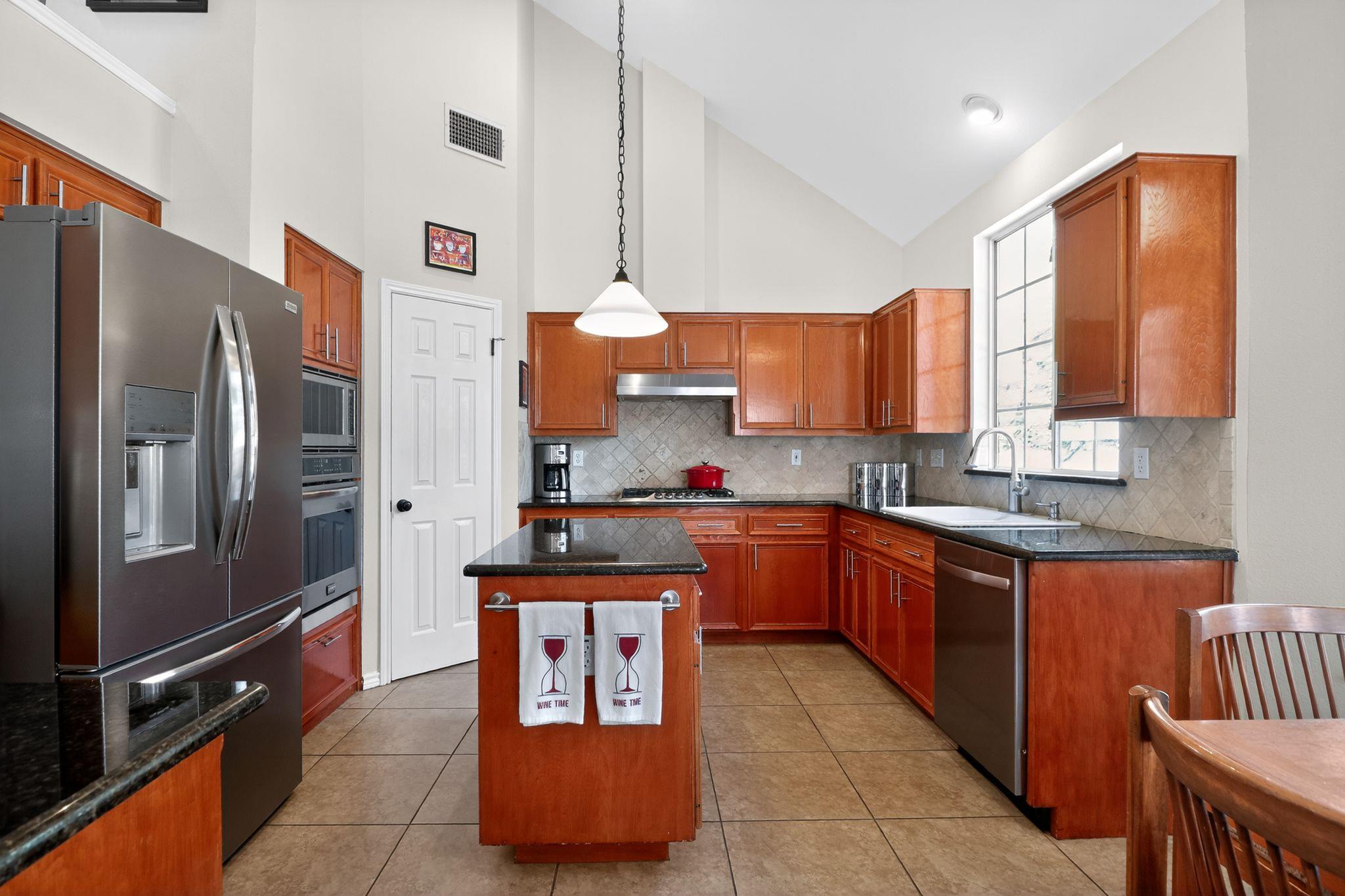 1122 Oaklands Dr, Round Rock, TX 78681