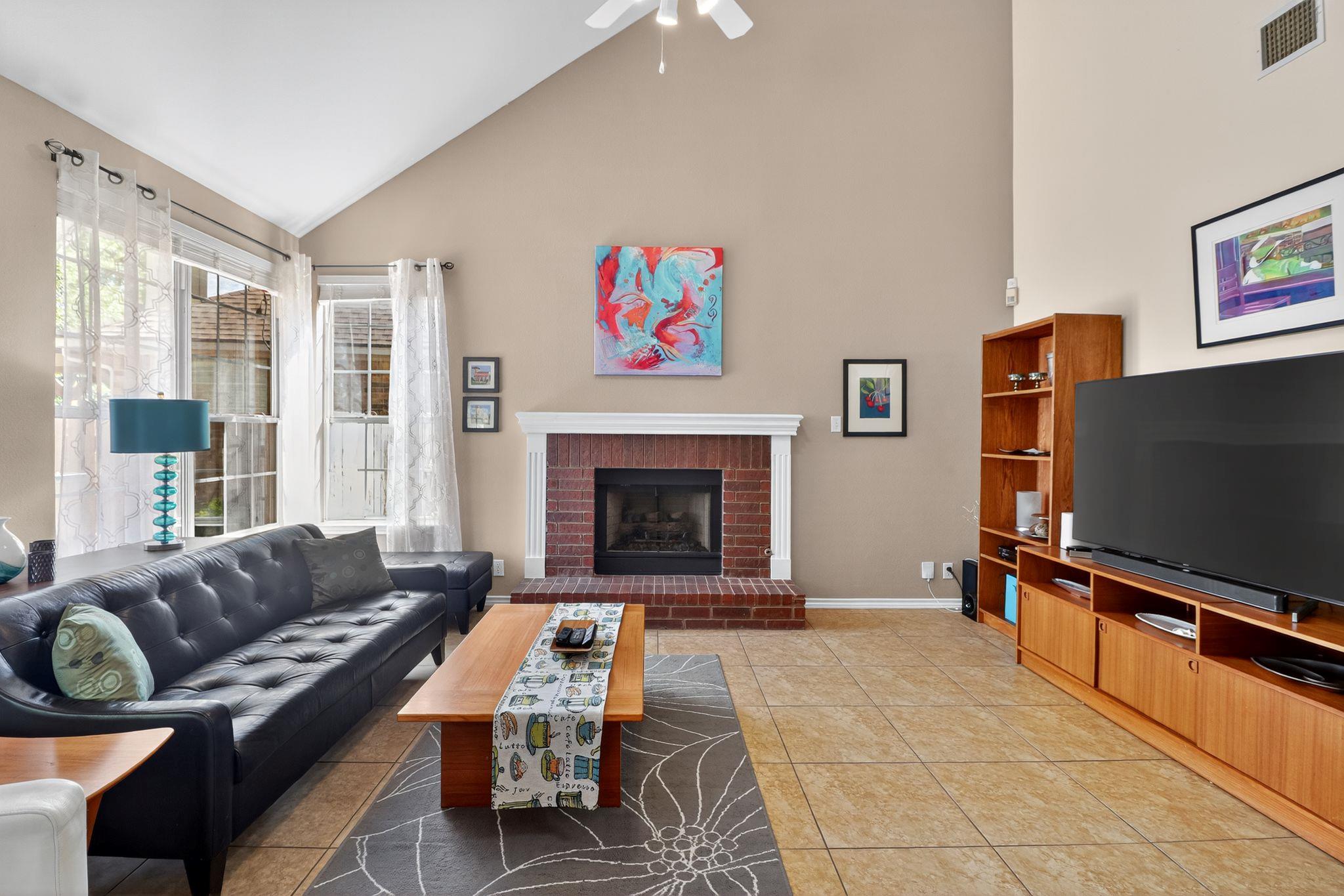 1122 Oaklands Dr, Round Rock, TX 78681