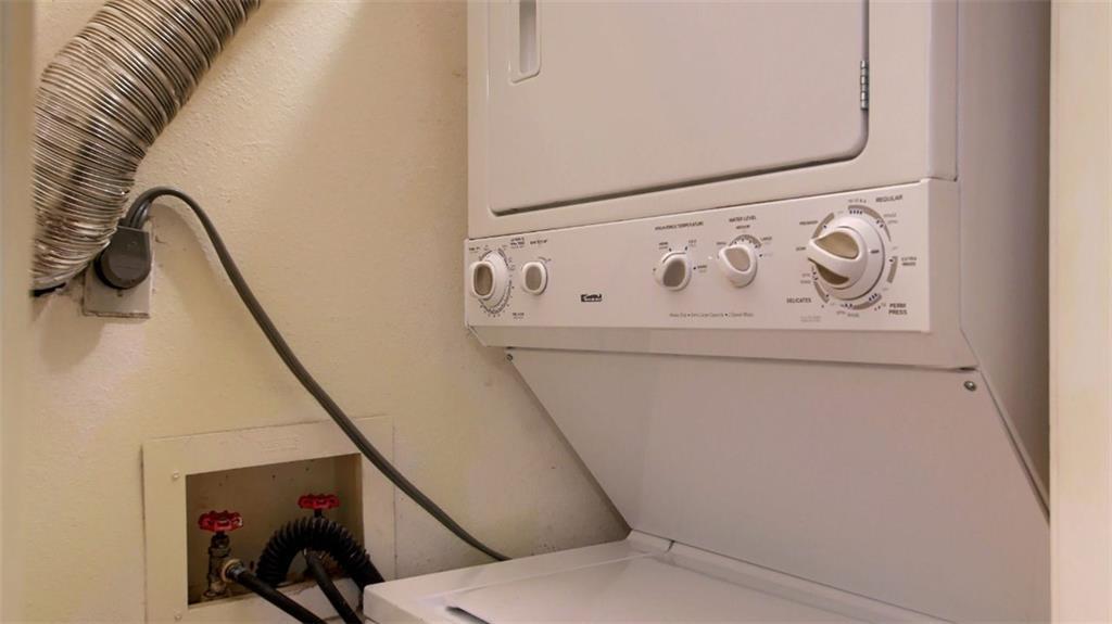 908 Poplar St # 203, Austin, TX 78705