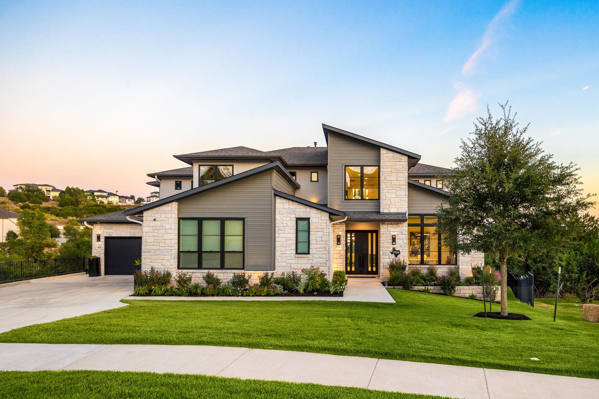 1924 Port Bari Ct, Leander, TX 78641