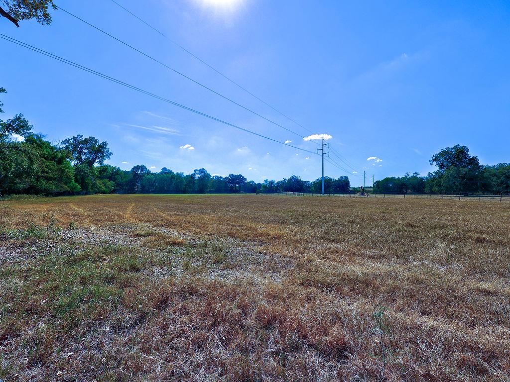 5400 Gander Slough Rd, Kingsbury, TX 78638