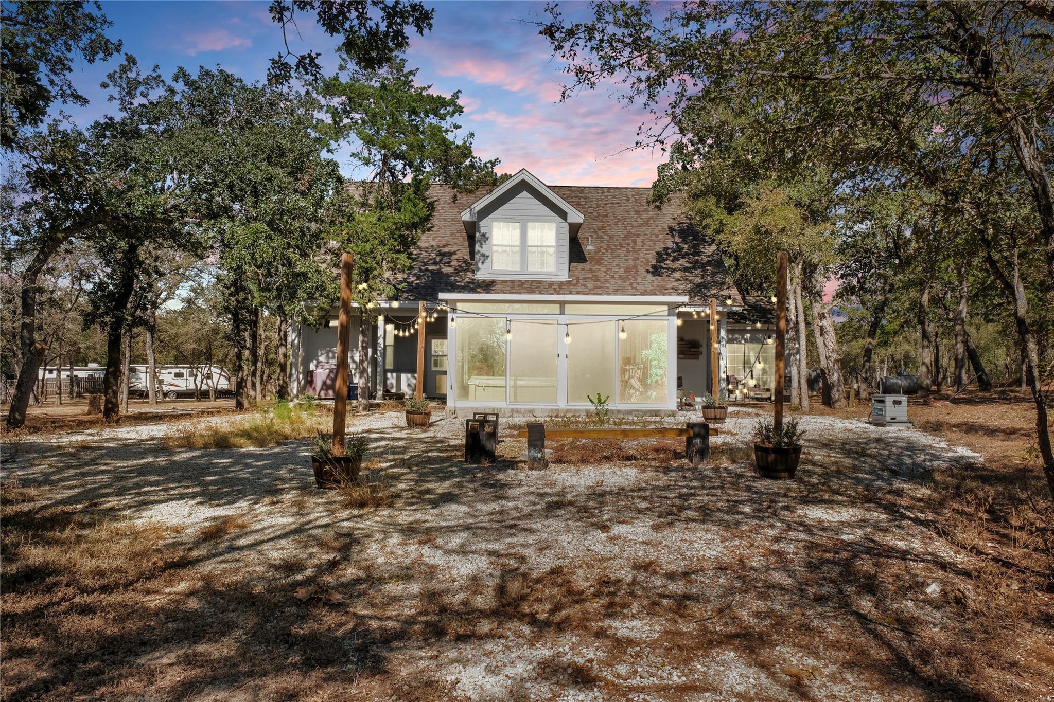 208 Sendero Cv, Cedar Creek, TX 78612