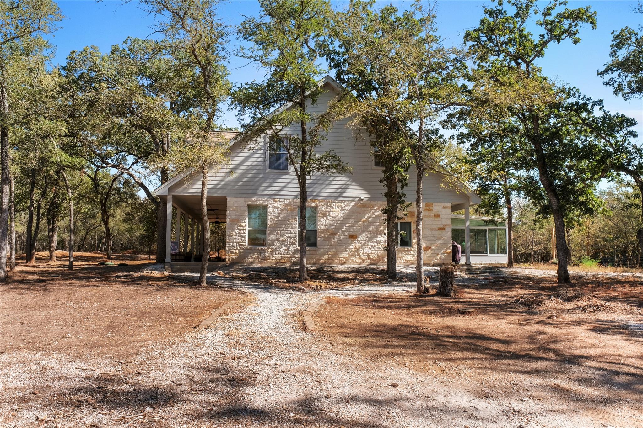 208 Sendero Cv, Cedar Creek, TX 78612