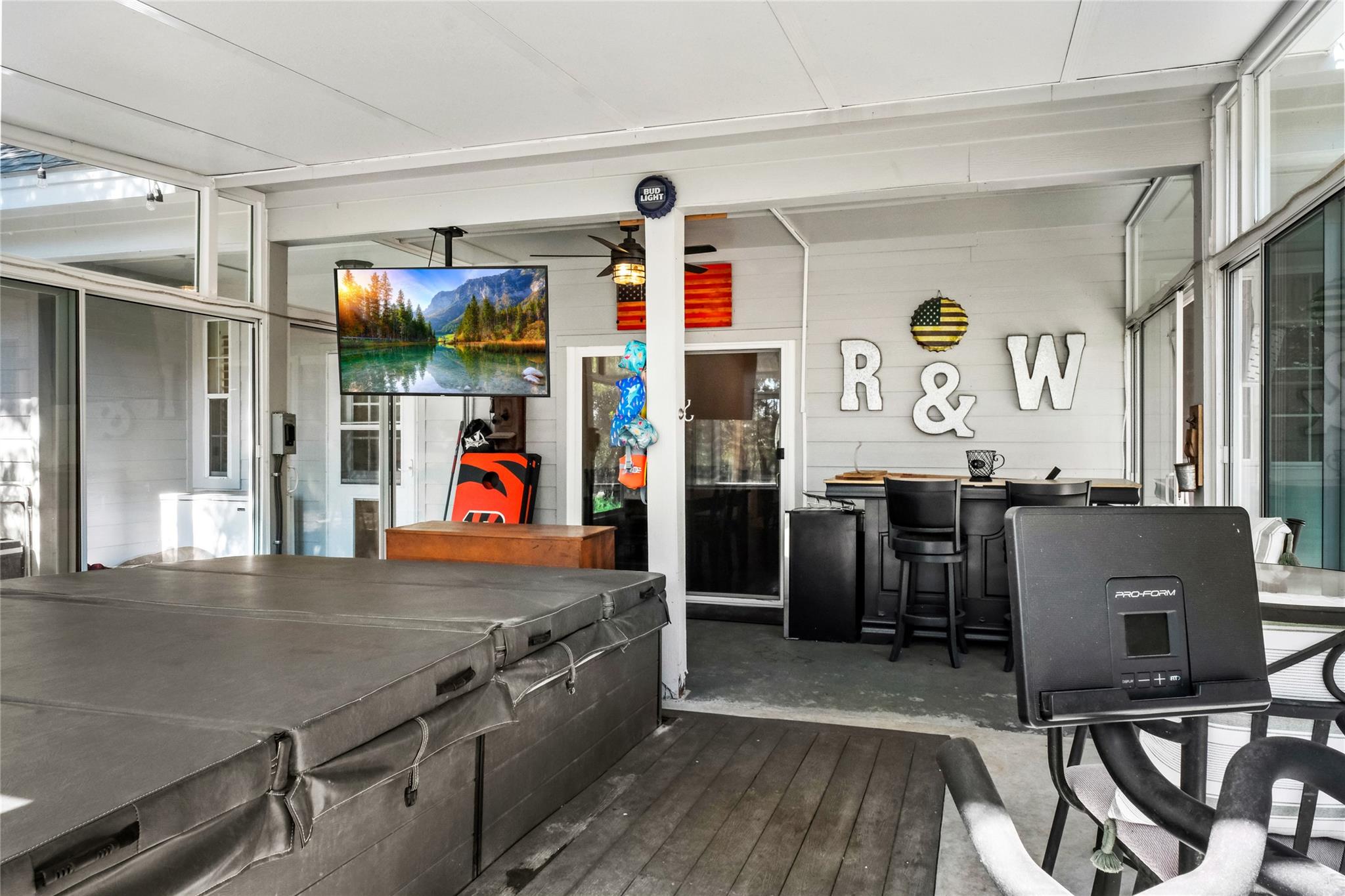 208 Sendero Cv, Cedar Creek, TX 78612