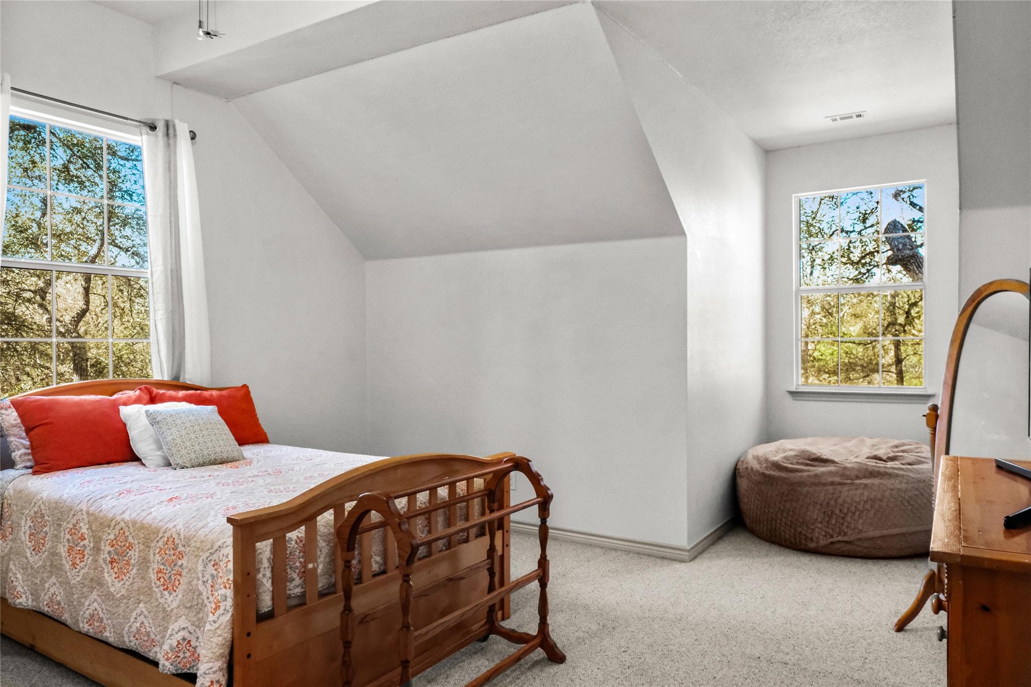 208 Sendero Cv, Cedar Creek, TX 78612