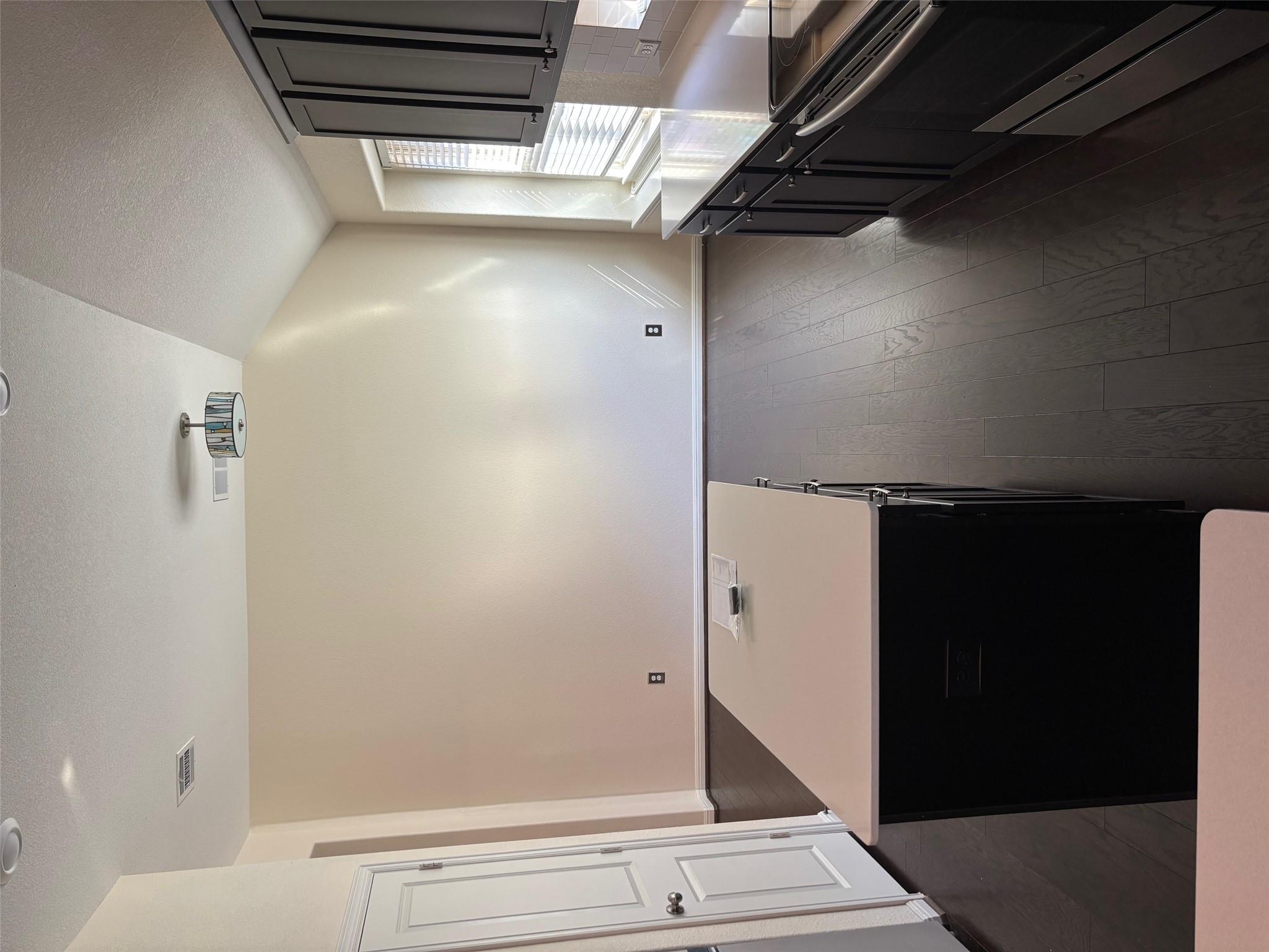 1421 Morning View Rd, Georgetown, TX 78628