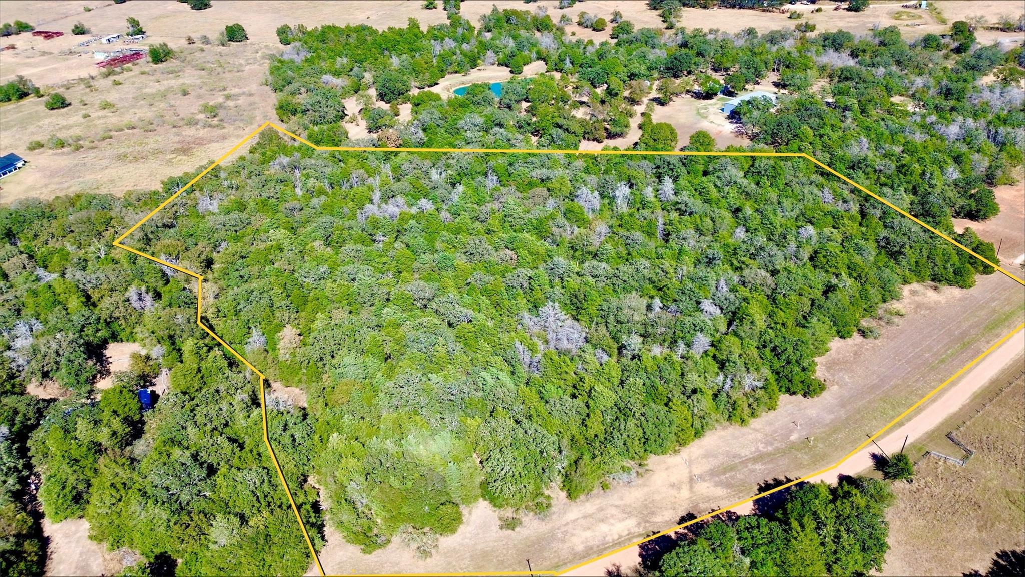 1135 Private Road 7039, Lexington, TX 78947