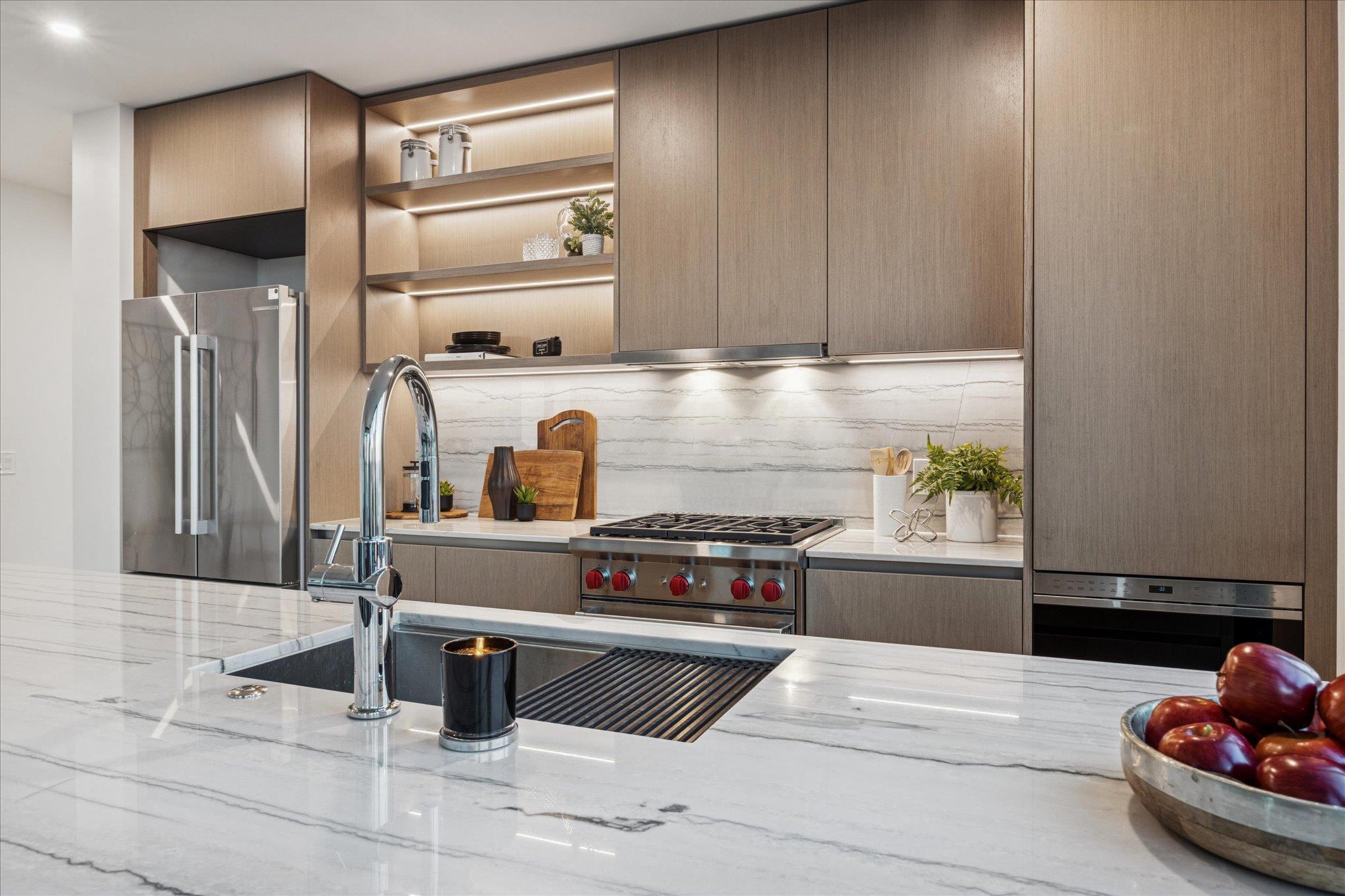 610 Davis St # 3102, Austin, TX 78701