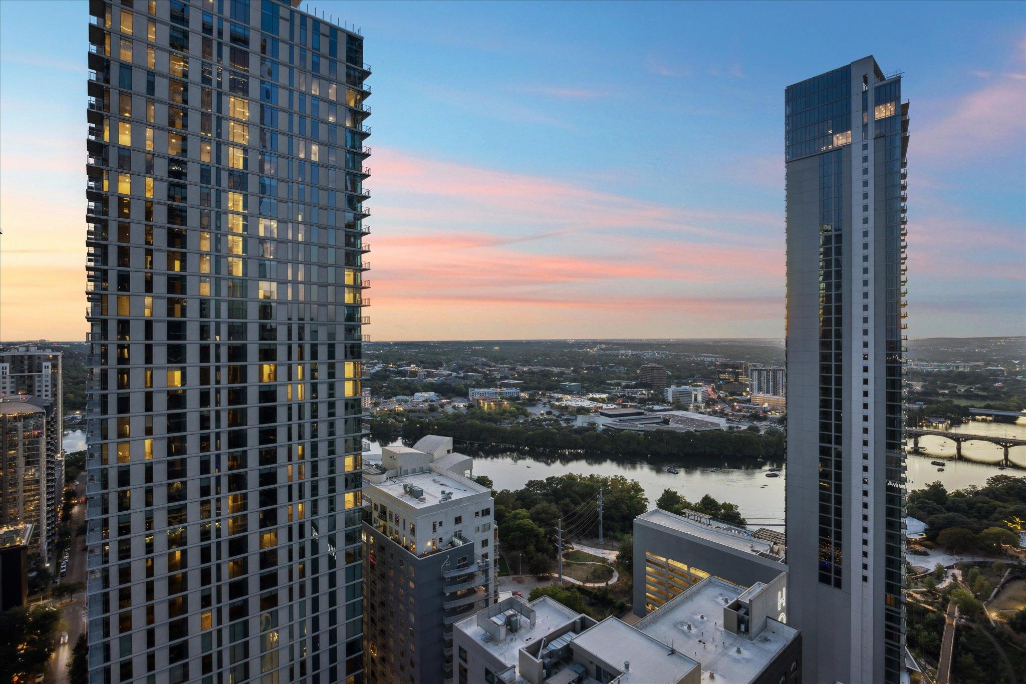 610 Davis St # 3102, Austin, TX 78701