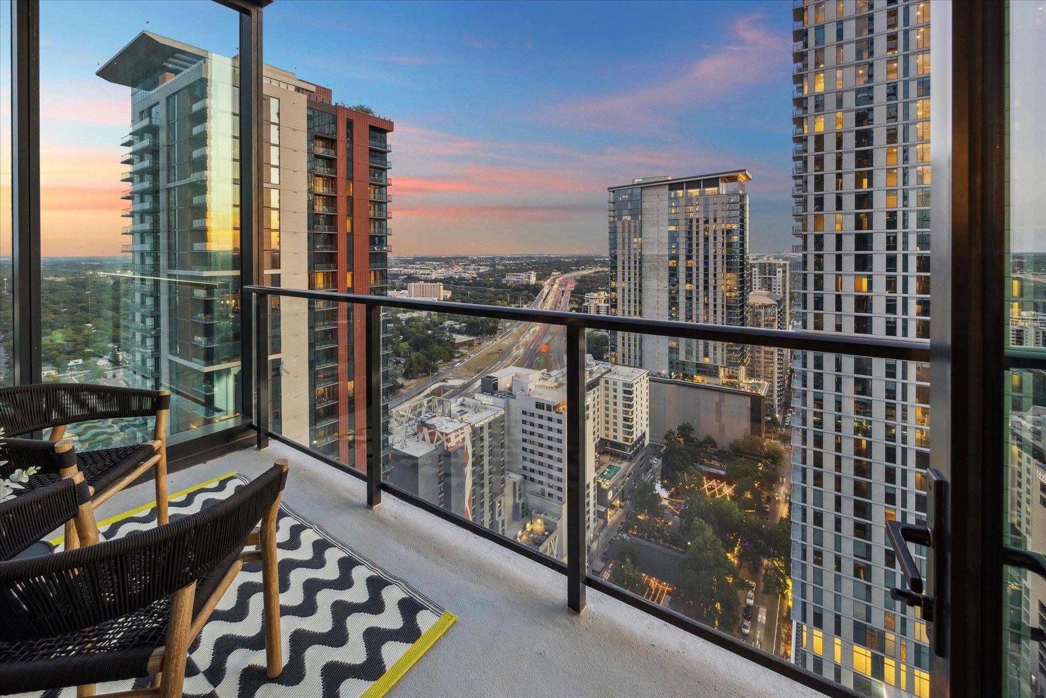 610 Davis St # 3102, Austin, TX 78701