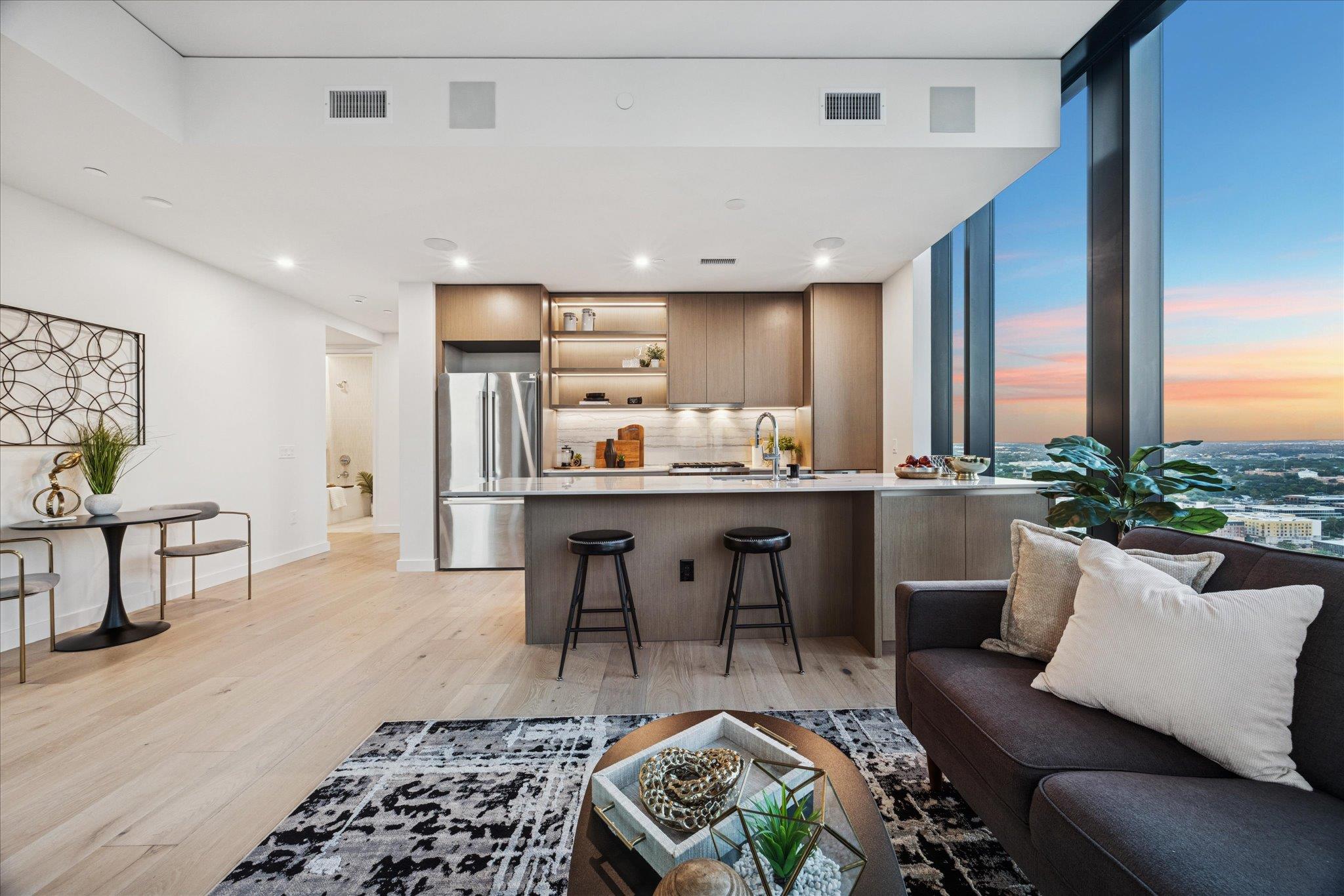 610 Davis St # 3102, Austin, TX 78701