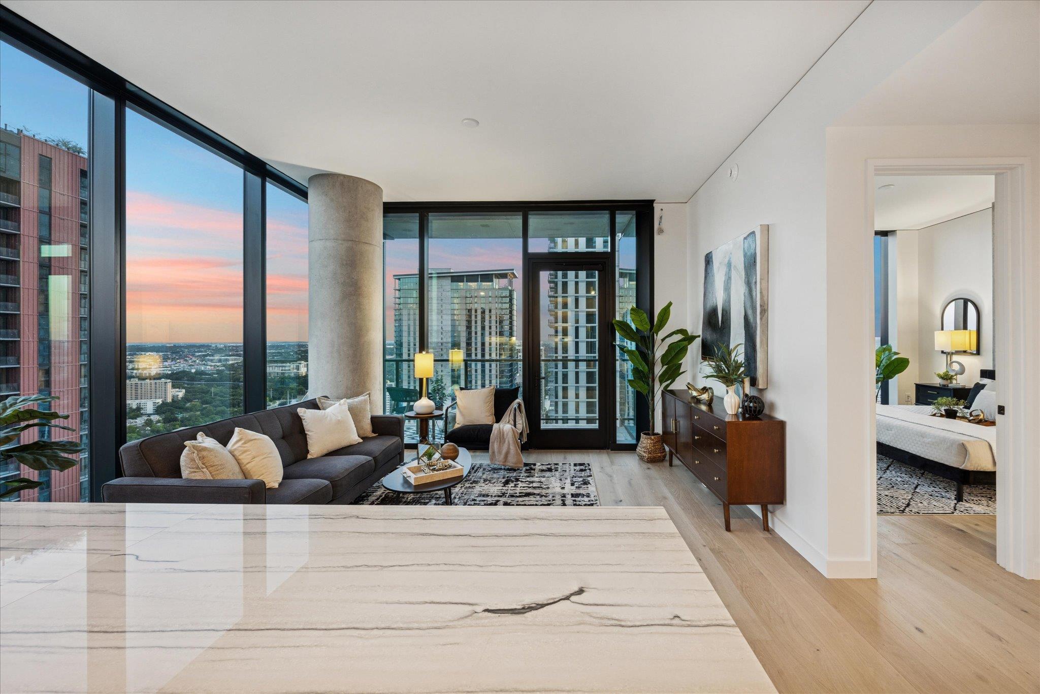 610 Davis St # 3102, Austin, TX 78701