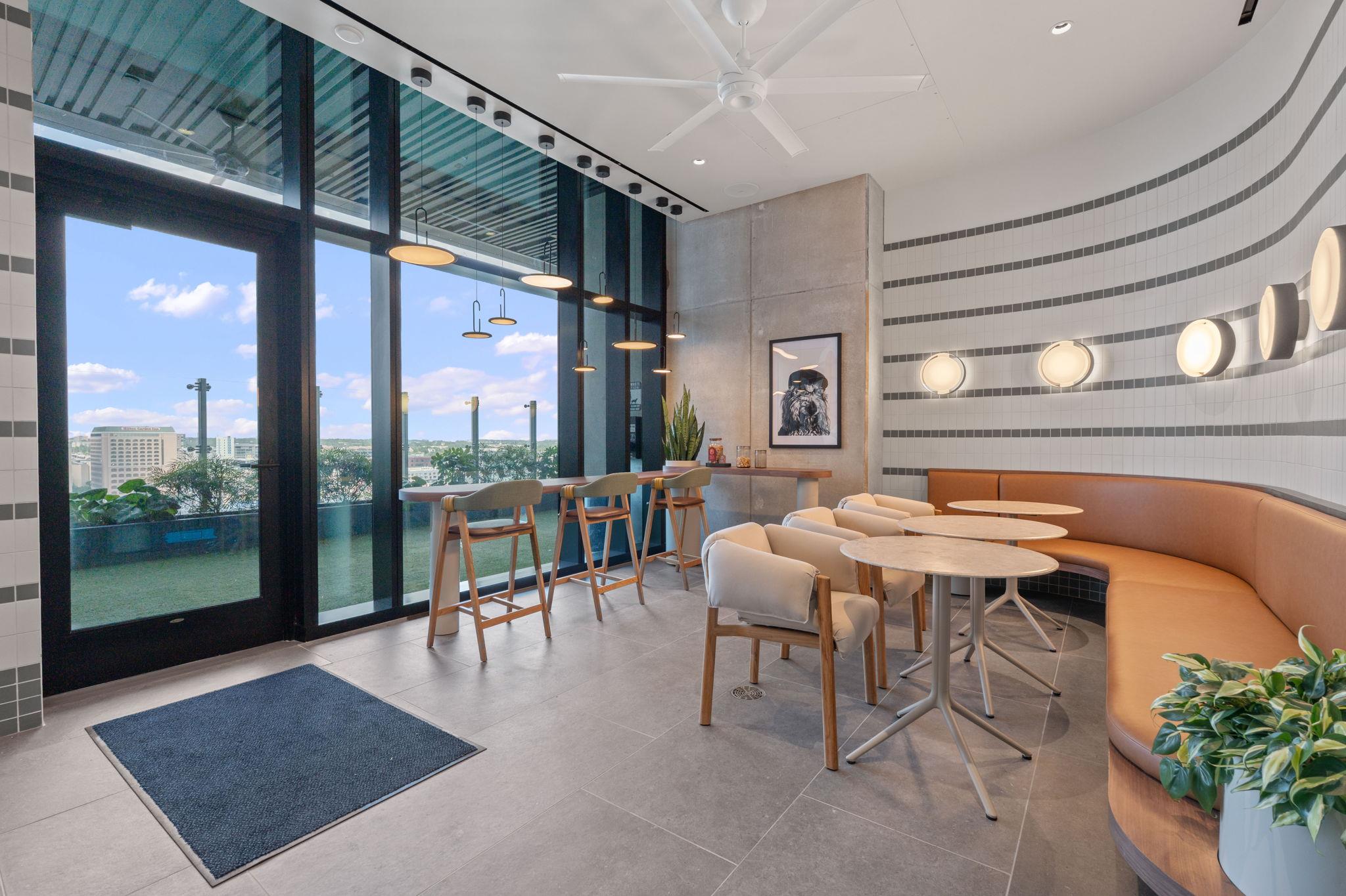 610 Davis St # 3102, Austin, TX 78701