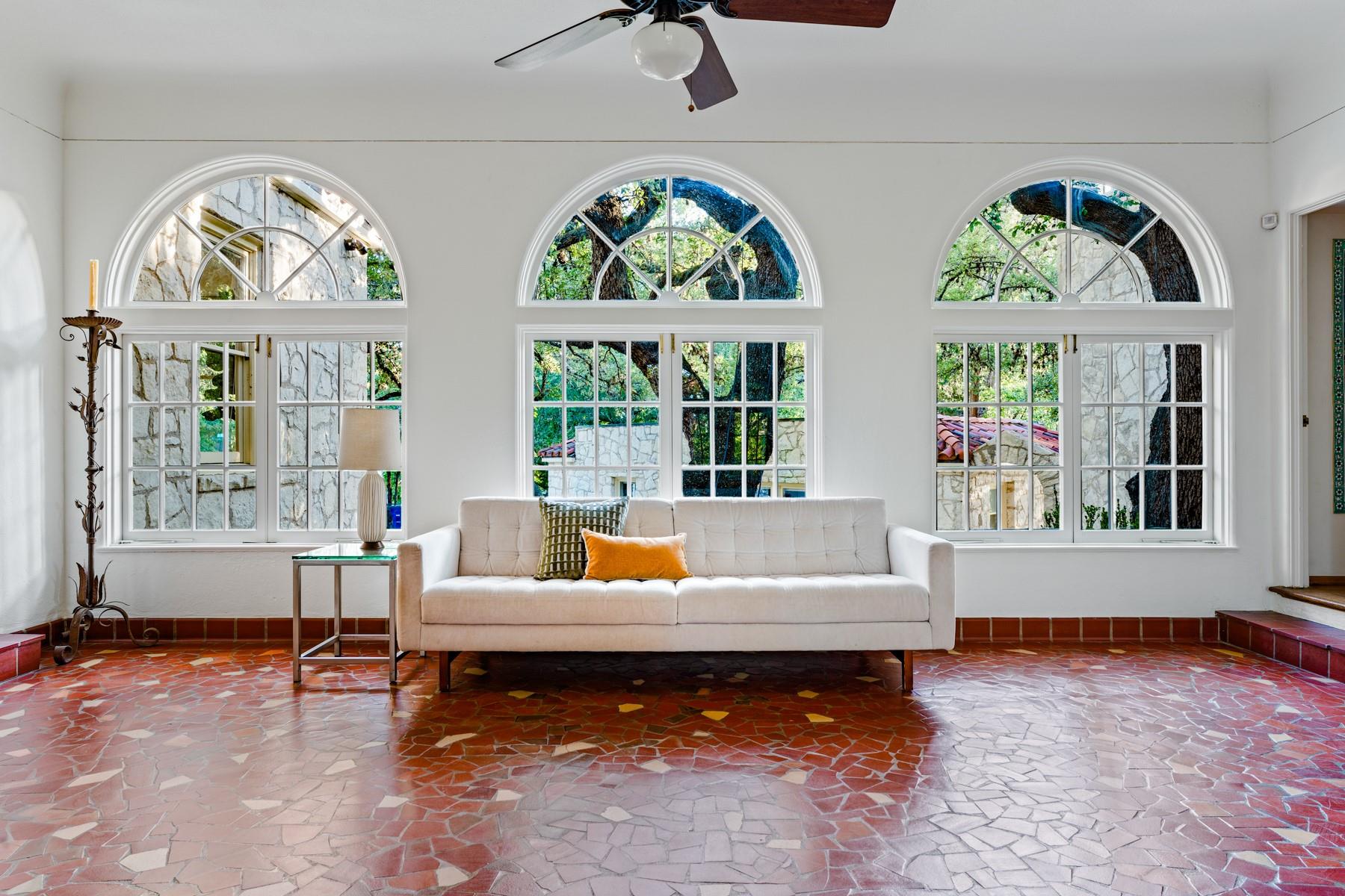 806 Rosedale Ter, Austin, TX 78704